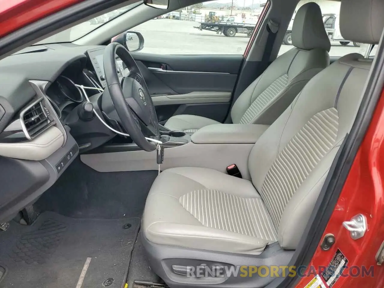 7 fotografías del automóvil dañado 4T1G11AK6MU449033 TOYOTA CAMRY 2021