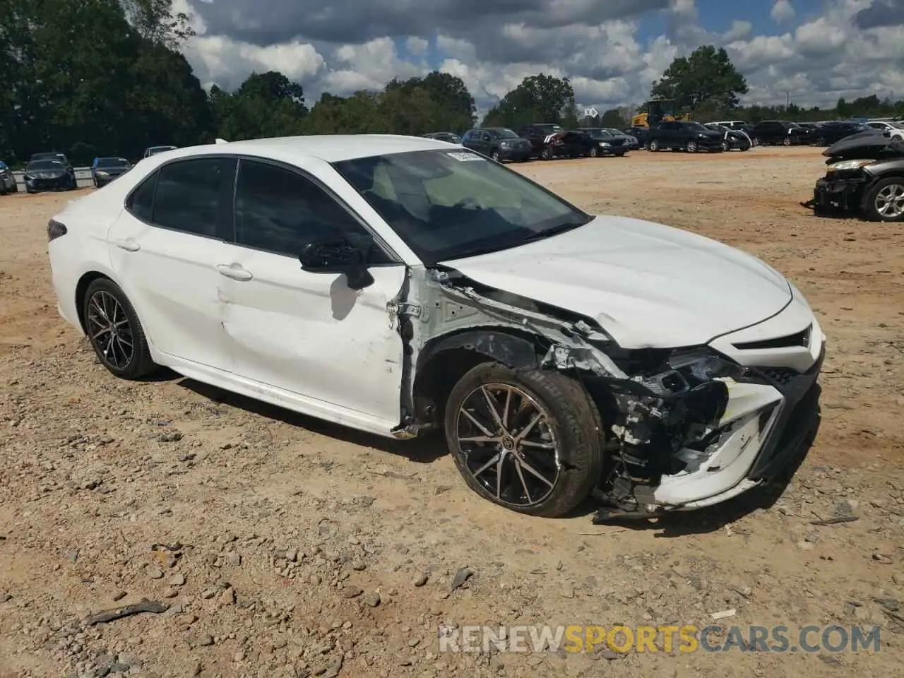 4 fotografías del automóvil dañado 4T1G11AK6MU475132 TOYOTA CAMRY 2021