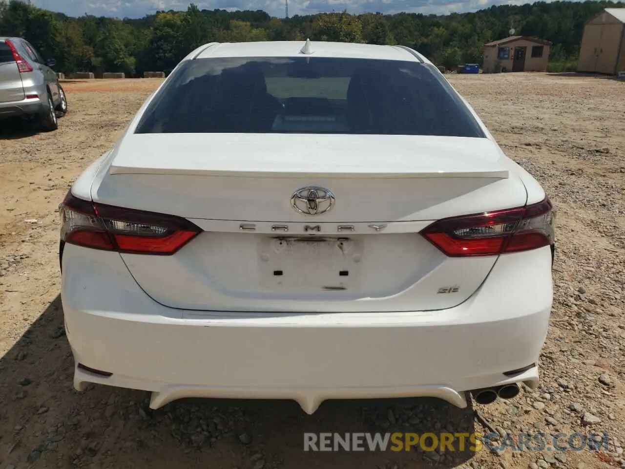 6 fotografías del automóvil dañado 4T1G11AK6MU475132 TOYOTA CAMRY 2021