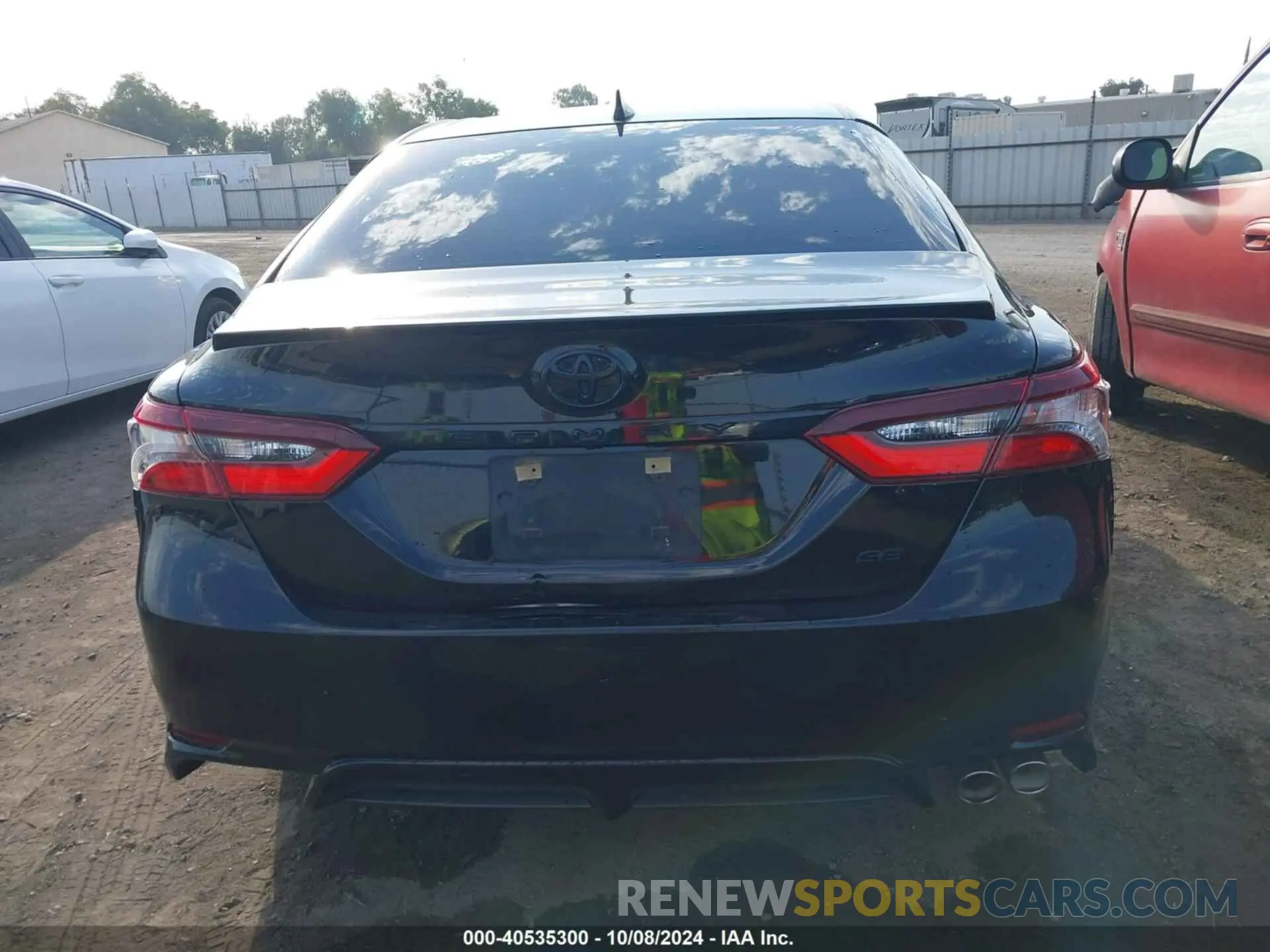 16 fotografías del automóvil dañado 4T1G11AK6MU476247 TOYOTA CAMRY 2021