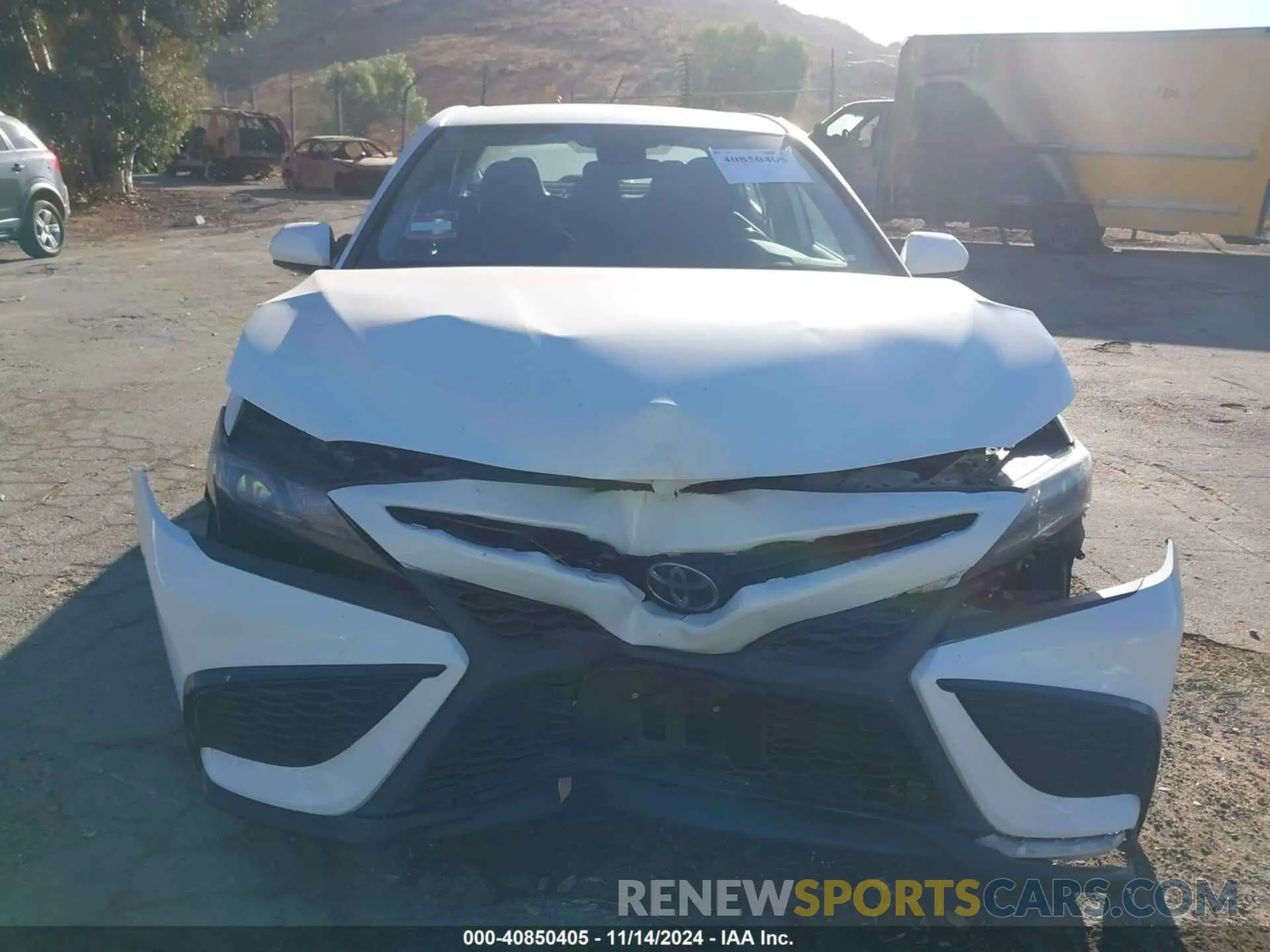 13 fotografías del automóvil dañado 4T1G11AK6MU490343 TOYOTA CAMRY 2021