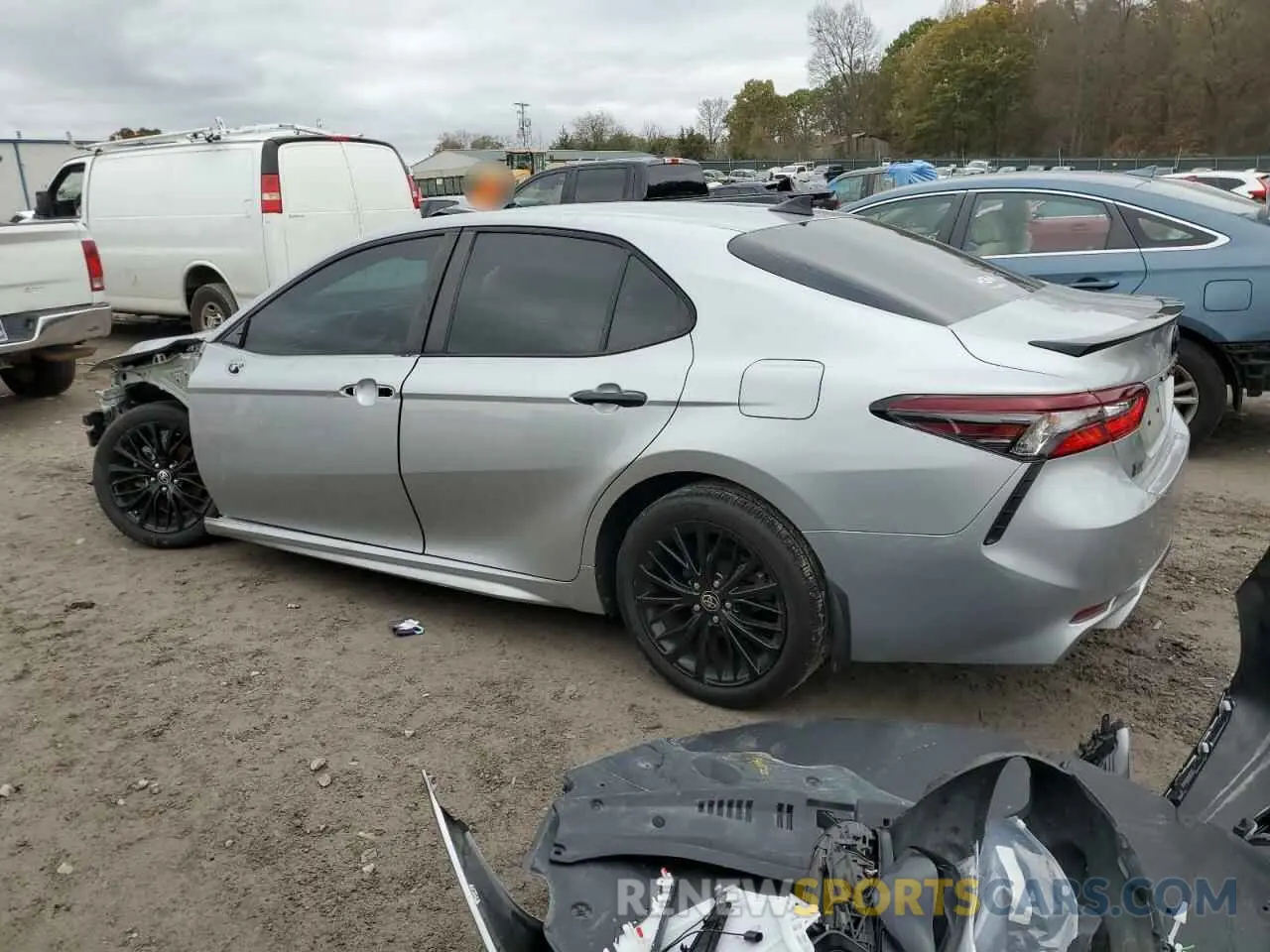 2 fotografías del automóvil dañado 4T1G11AK6MU494439 TOYOTA CAMRY 2021