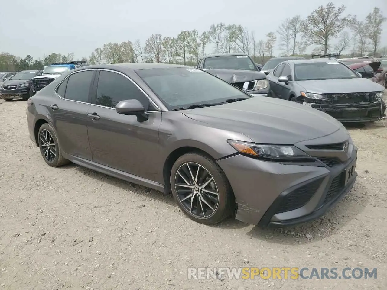4 fotografías del automóvil dañado 4T1G11AK6MU520621 TOYOTA CAMRY 2021