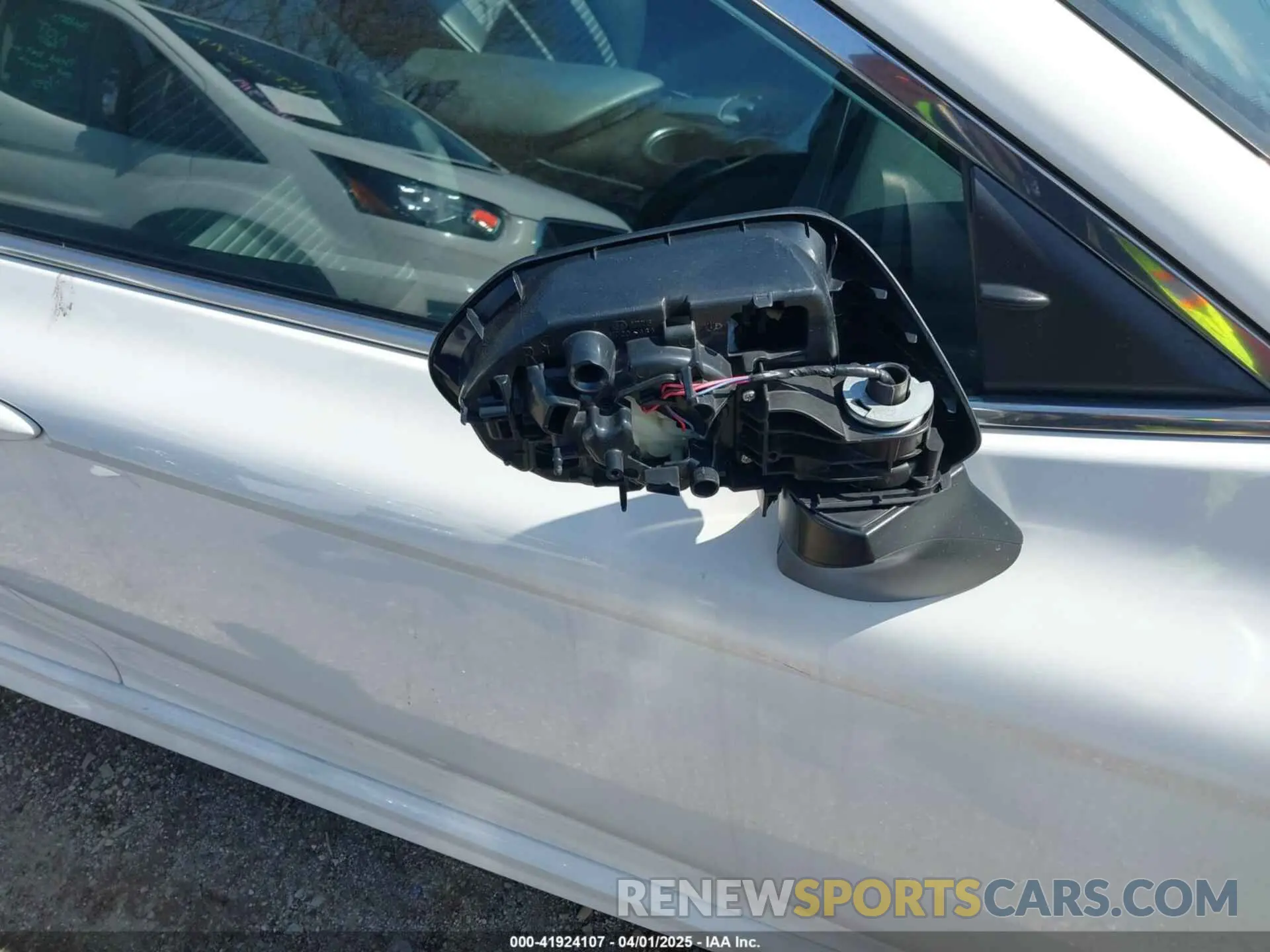 18 fotografías del automóvil dañado 4T1G11AK6MU586134 TOYOTA CAMRY 2021