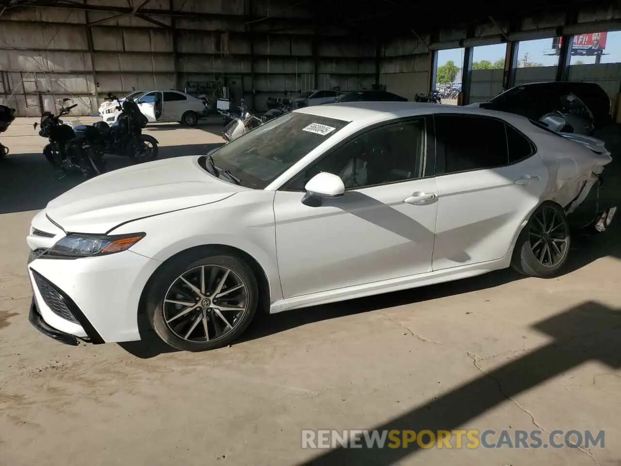 1 fotografías del automóvil dañado 4T1G11AK6MU593794 TOYOTA CAMRY 2021