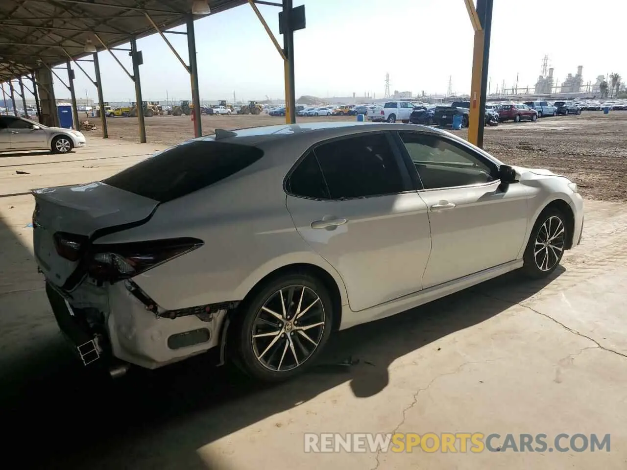 3 fotografías del automóvil dañado 4T1G11AK6MU593794 TOYOTA CAMRY 2021