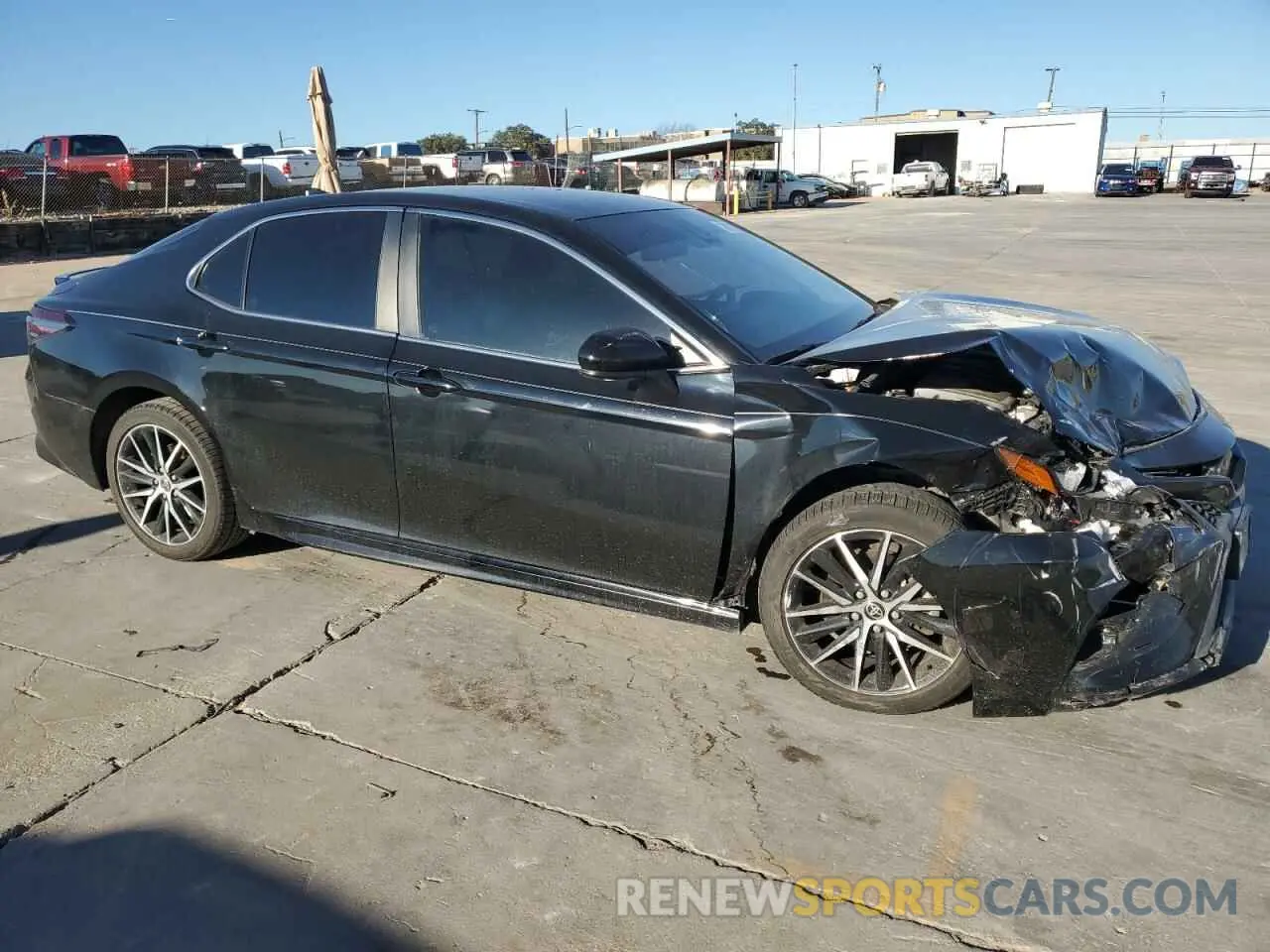 4 fotografías del automóvil dañado 4T1G11AK6MU599045 TOYOTA CAMRY 2021