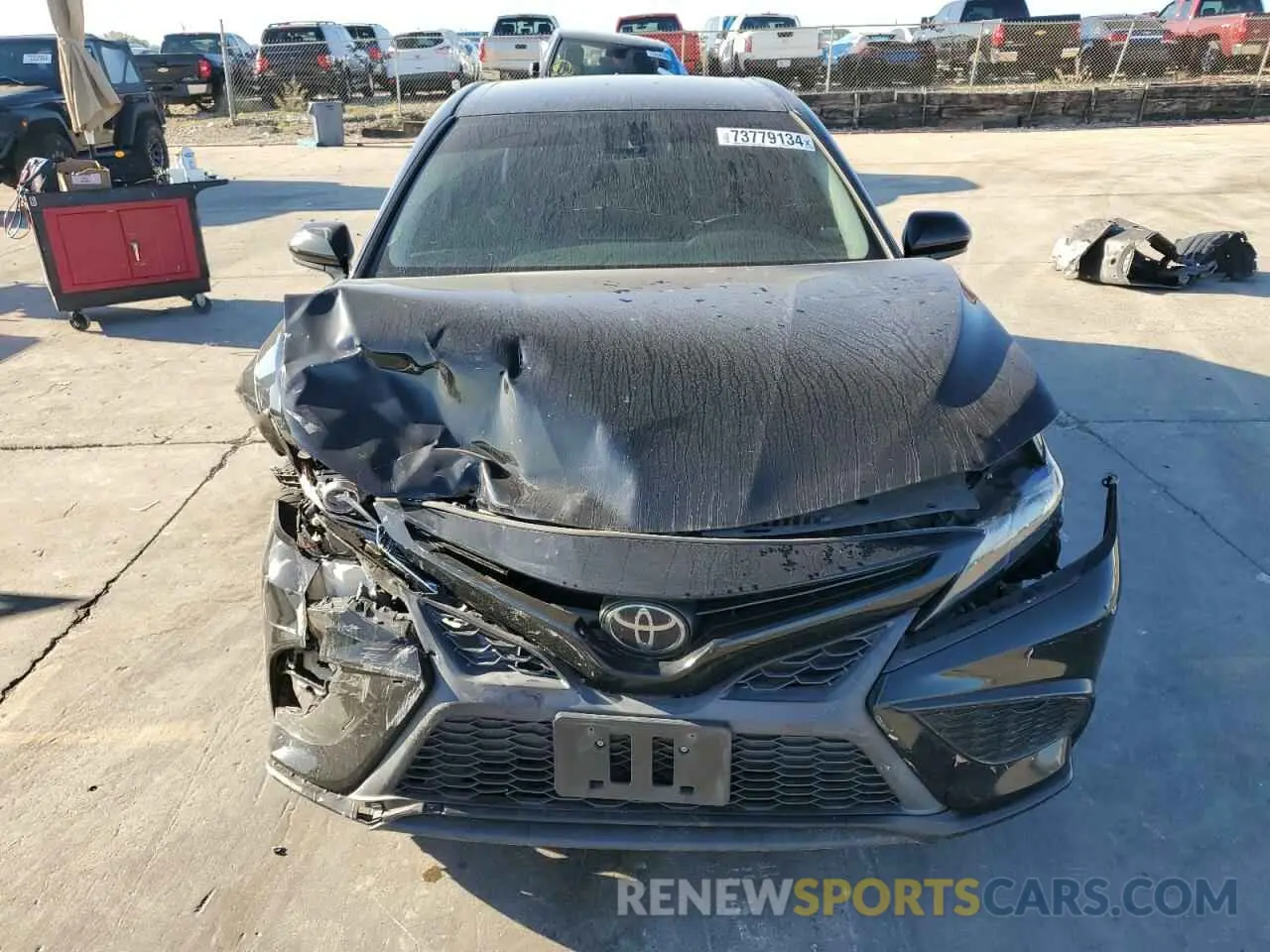 5 fotografías del automóvil dañado 4T1G11AK6MU599045 TOYOTA CAMRY 2021