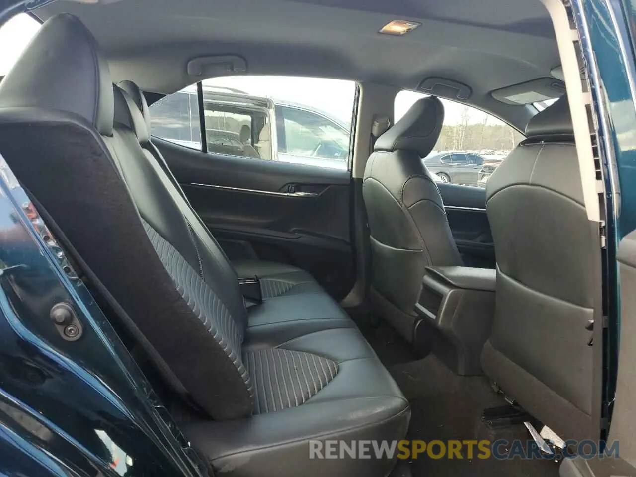 10 fotografías del automóvil dañado 4T1G11AK6MU606155 TOYOTA CAMRY 2021