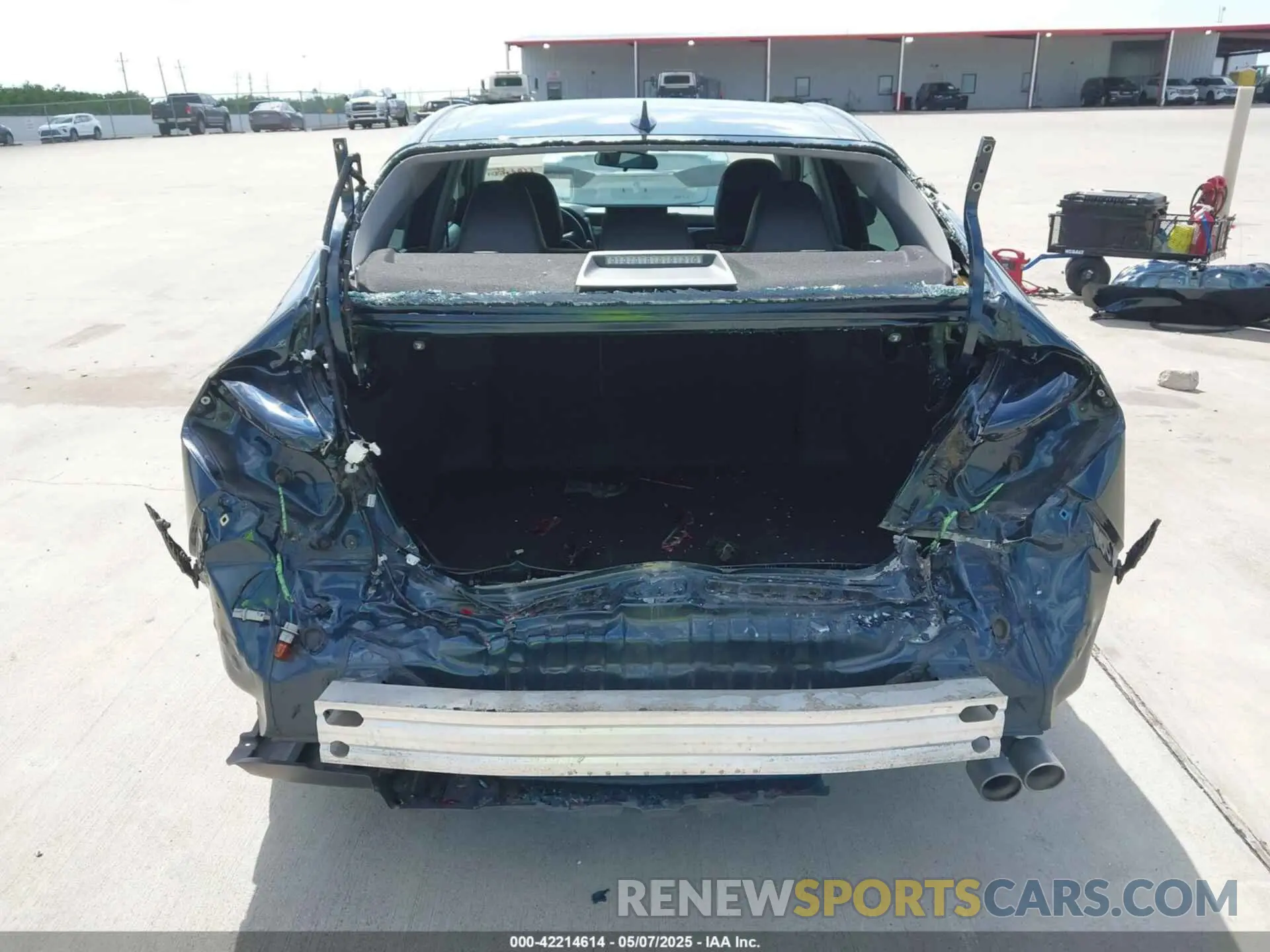 16 fotografías del automóvil dañado 4T1G11AK6MU610254 TOYOTA CAMRY 2021