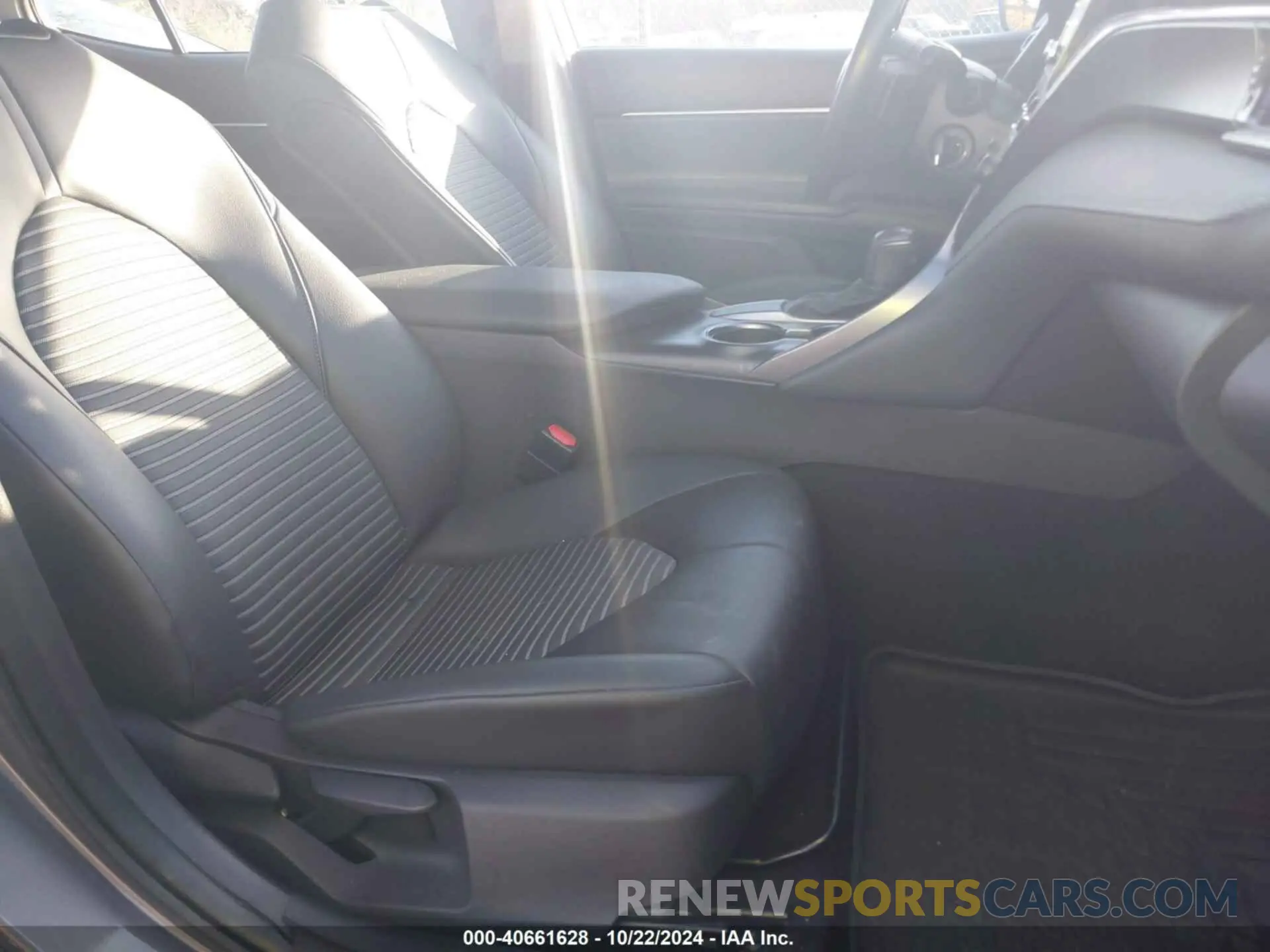 5 fotografías del automóvil dañado 4T1G11AK6MU614238 TOYOTA CAMRY 2021