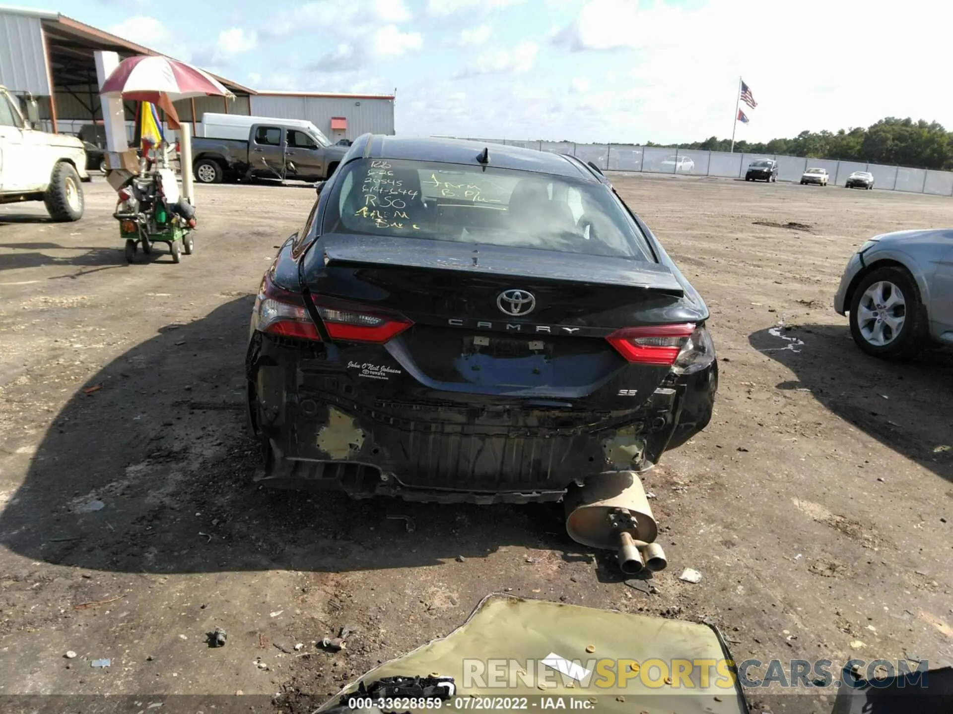 6 fotografías del automóvil dañado 4T1G11AK6MU614644 TOYOTA CAMRY 2021