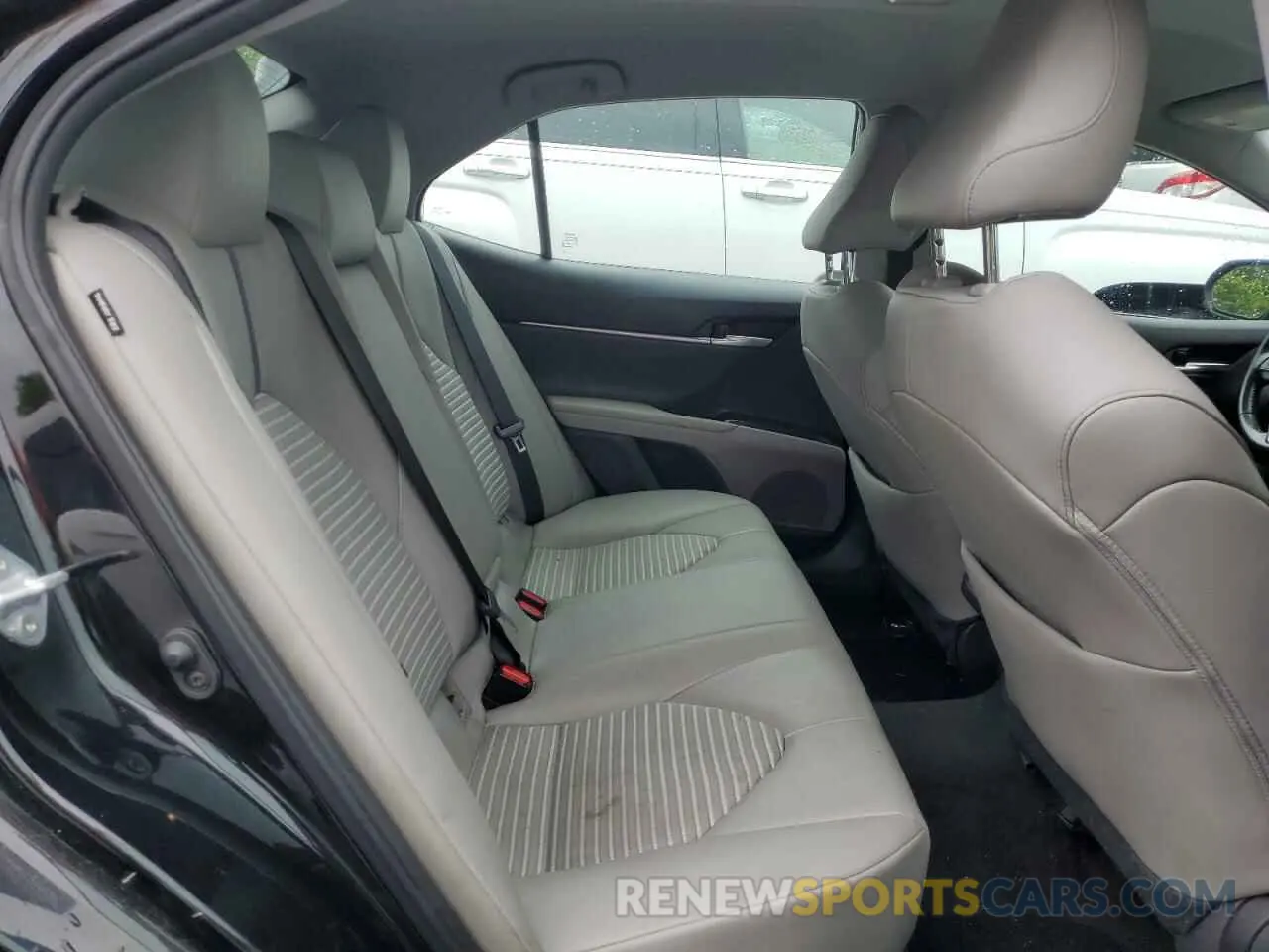 10 fotografías del automóvil dañado 4T1G11AK7MU430359 TOYOTA CAMRY 2021