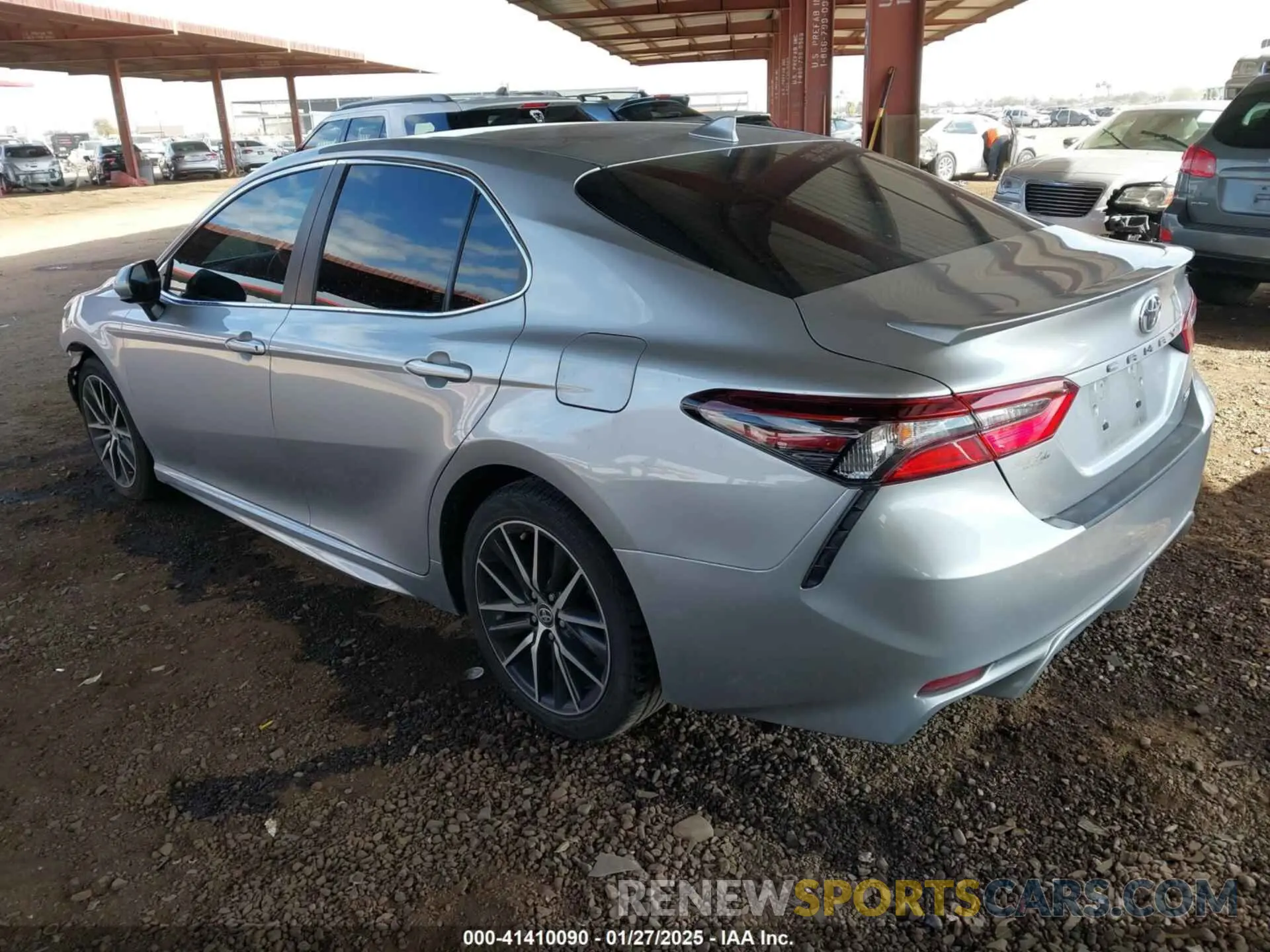 3 fotografías del automóvil dañado 4T1G11AK7MU452250 TOYOTA CAMRY 2021