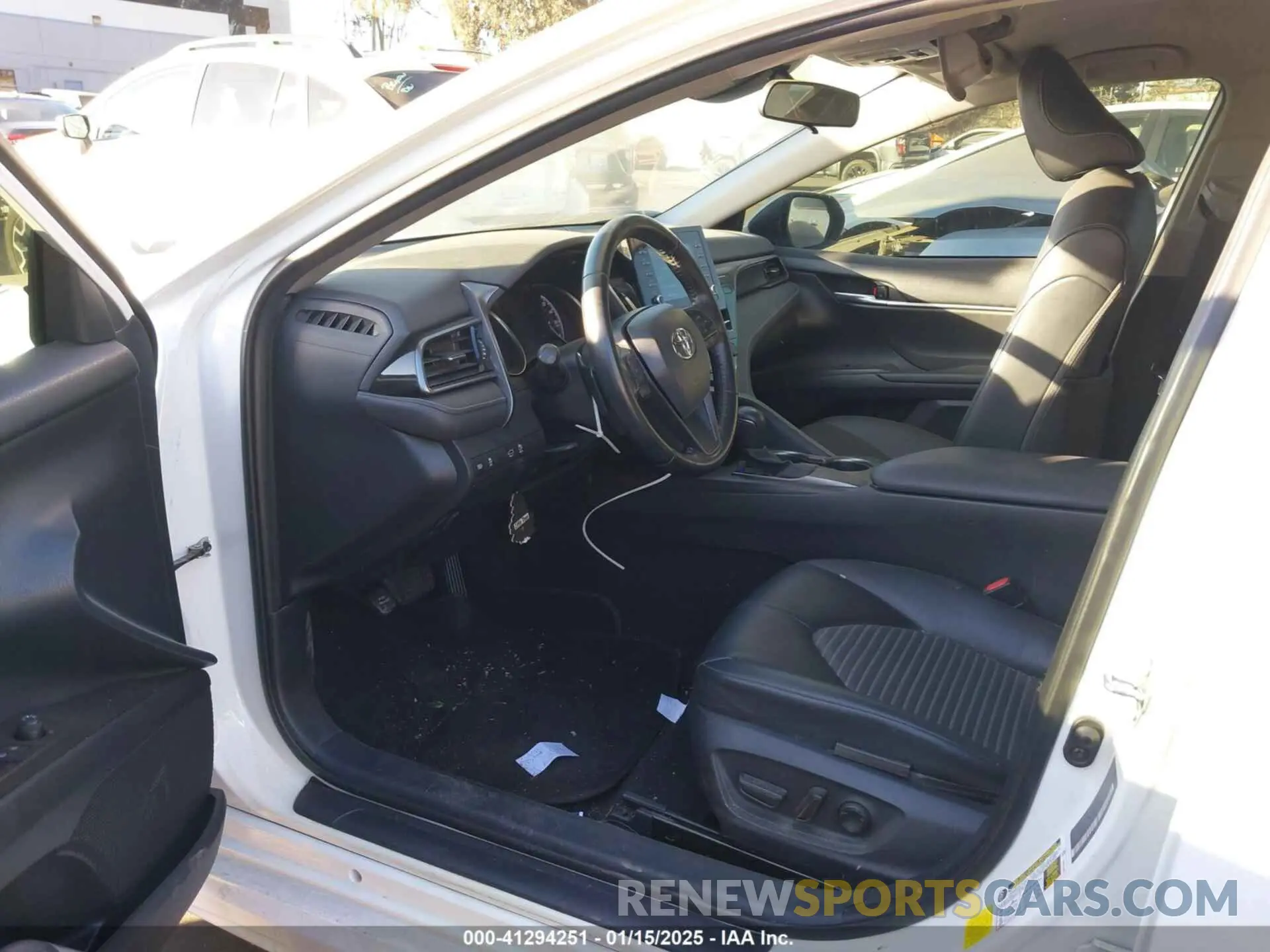 19 fotografías del automóvil dañado 4T1G11AK7MU454418 TOYOTA CAMRY 2021