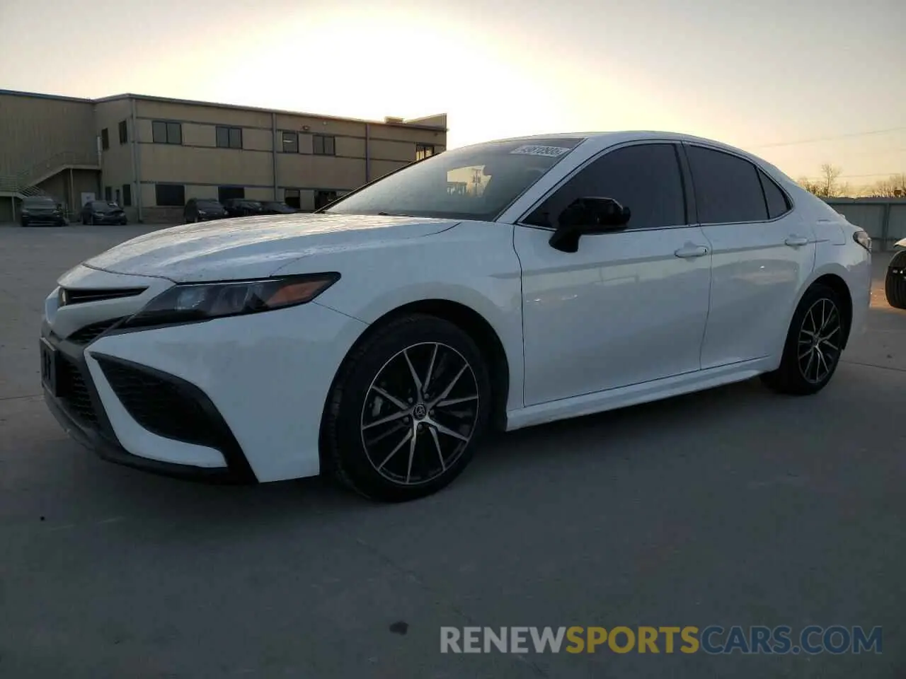 1 fotografías del automóvil dañado 4T1G11AK7MU455715 TOYOTA CAMRY 2021