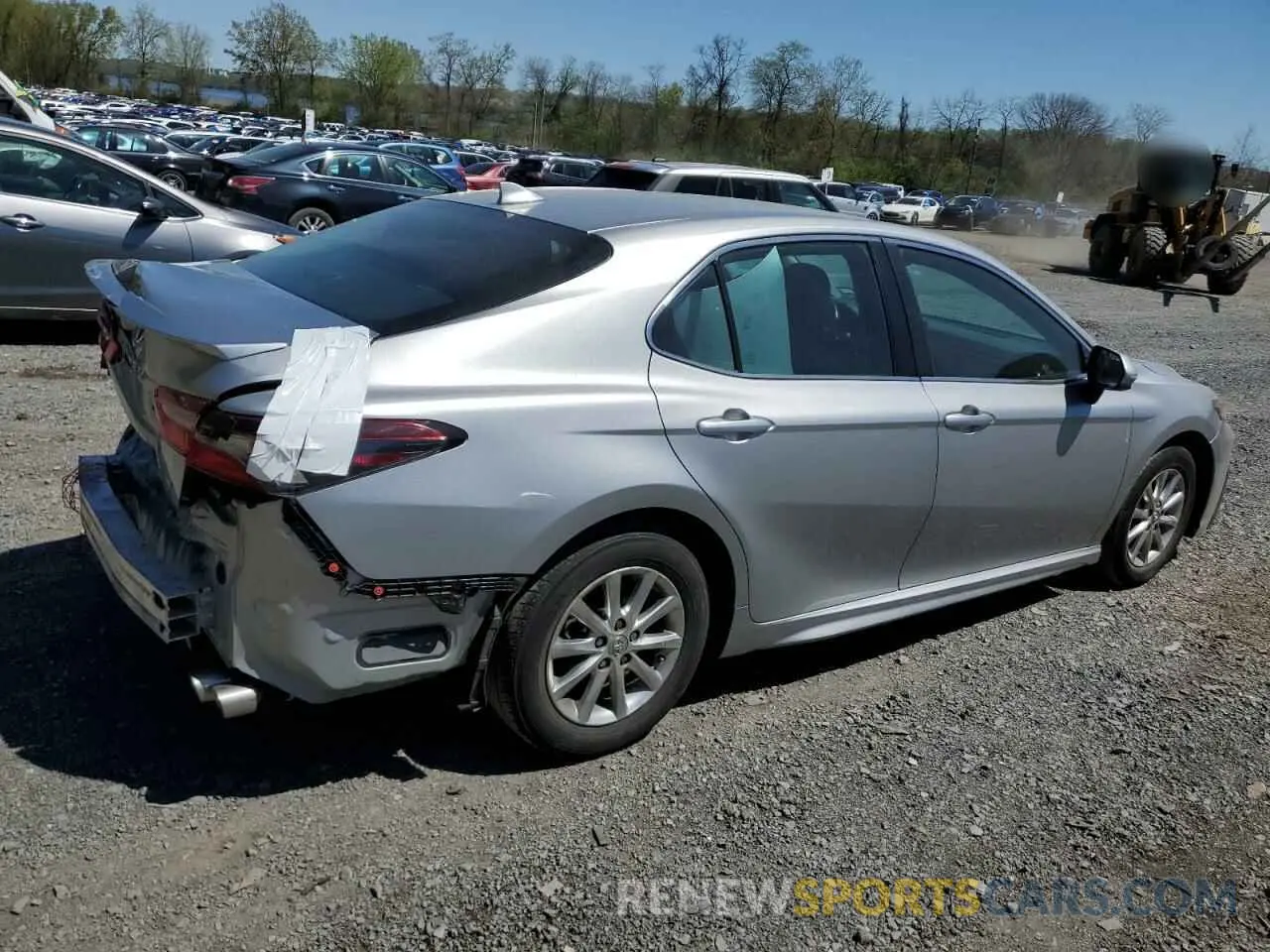 3 fotografías del automóvil dañado 4T1G11AK7MU476113 TOYOTA CAMRY 2021