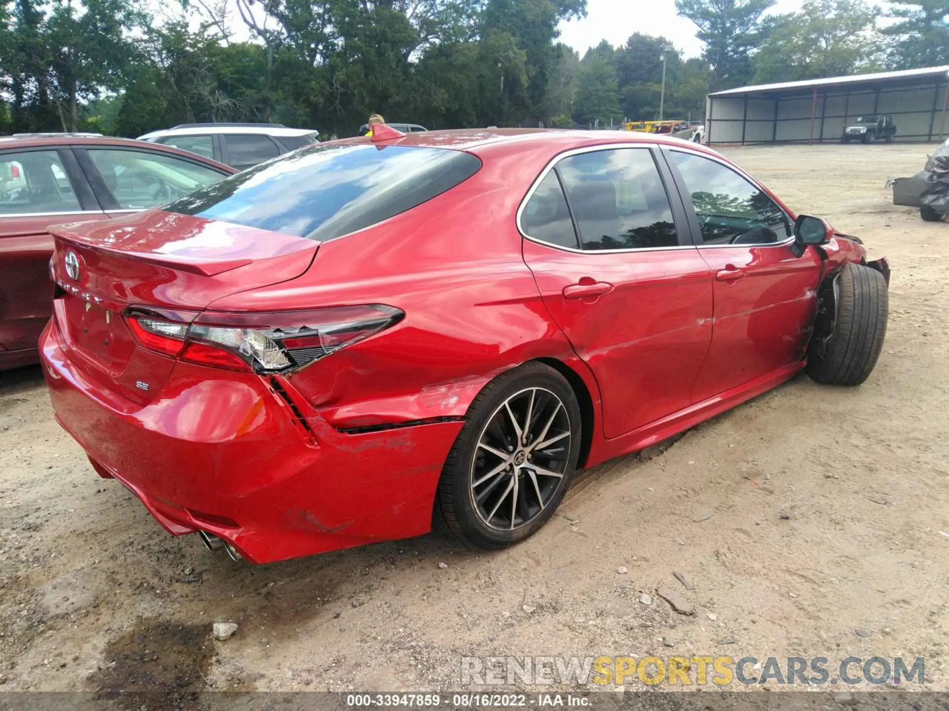 4 fotografías del automóvil dañado 4T1G11AK7MU477827 TOYOTA CAMRY 2021
