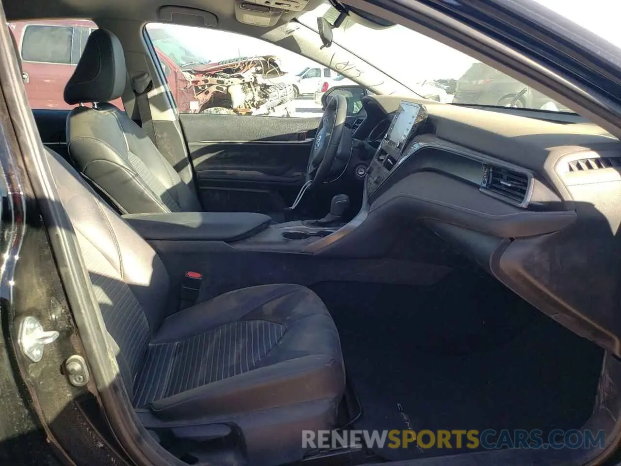 5 fotografías del automóvil dañado 4T1G11AK7MU521406 TOYOTA CAMRY 2021