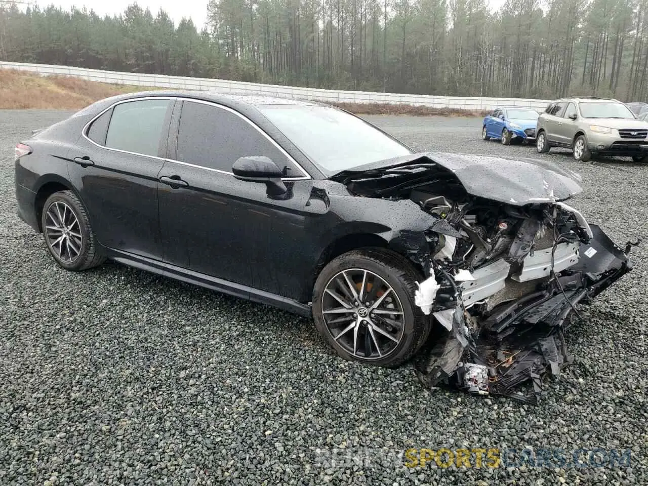 4 fotografías del automóvil dañado 4T1G11AK7MU527853 TOYOTA CAMRY 2021