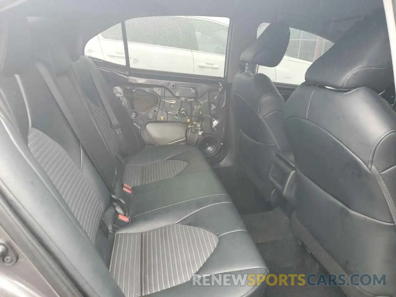 10 fotografías del automóvil dañado 4T1G11AK7MU532874 TOYOTA CAMRY 2021