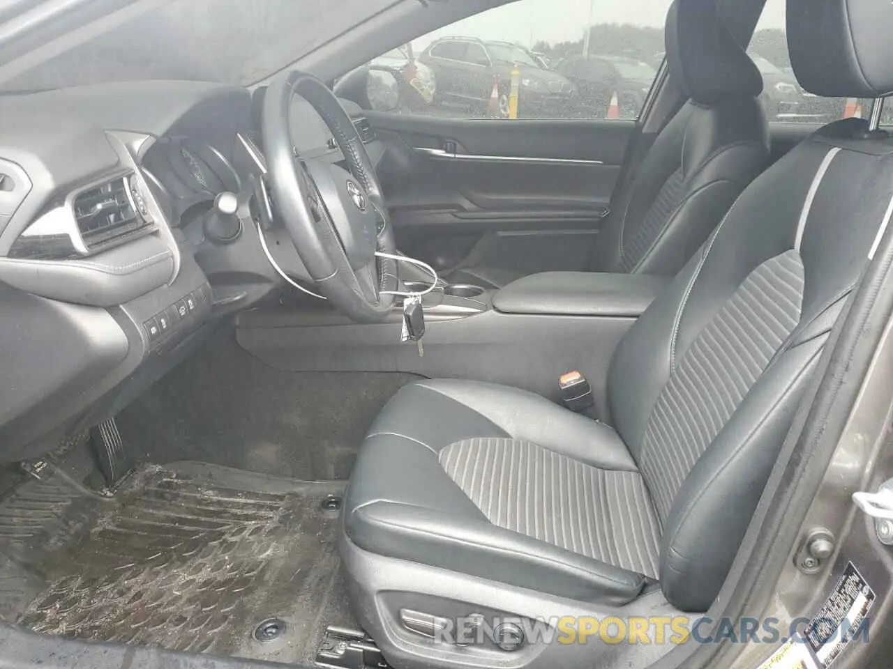 7 fotografías del automóvil dañado 4T1G11AK7MU532874 TOYOTA CAMRY 2021