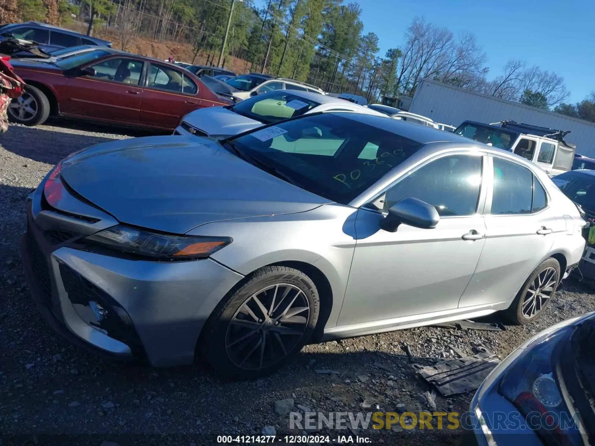 14 fotografías del automóvil dañado 4T1G11AK7MU535371 TOYOTA CAMRY 2021