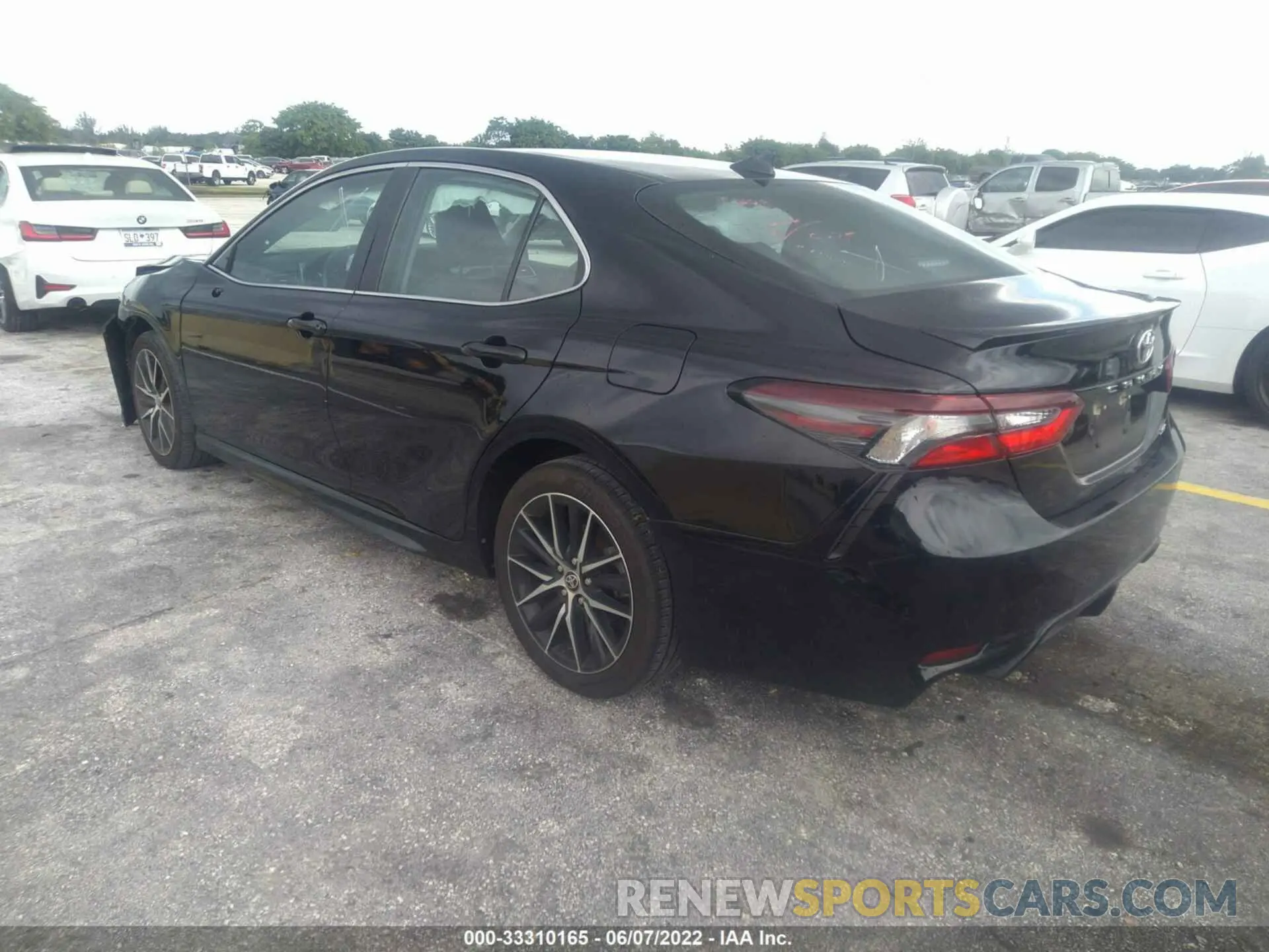3 fotografías del automóvil dañado 4T1G11AK7MU539680 TOYOTA CAMRY 2021