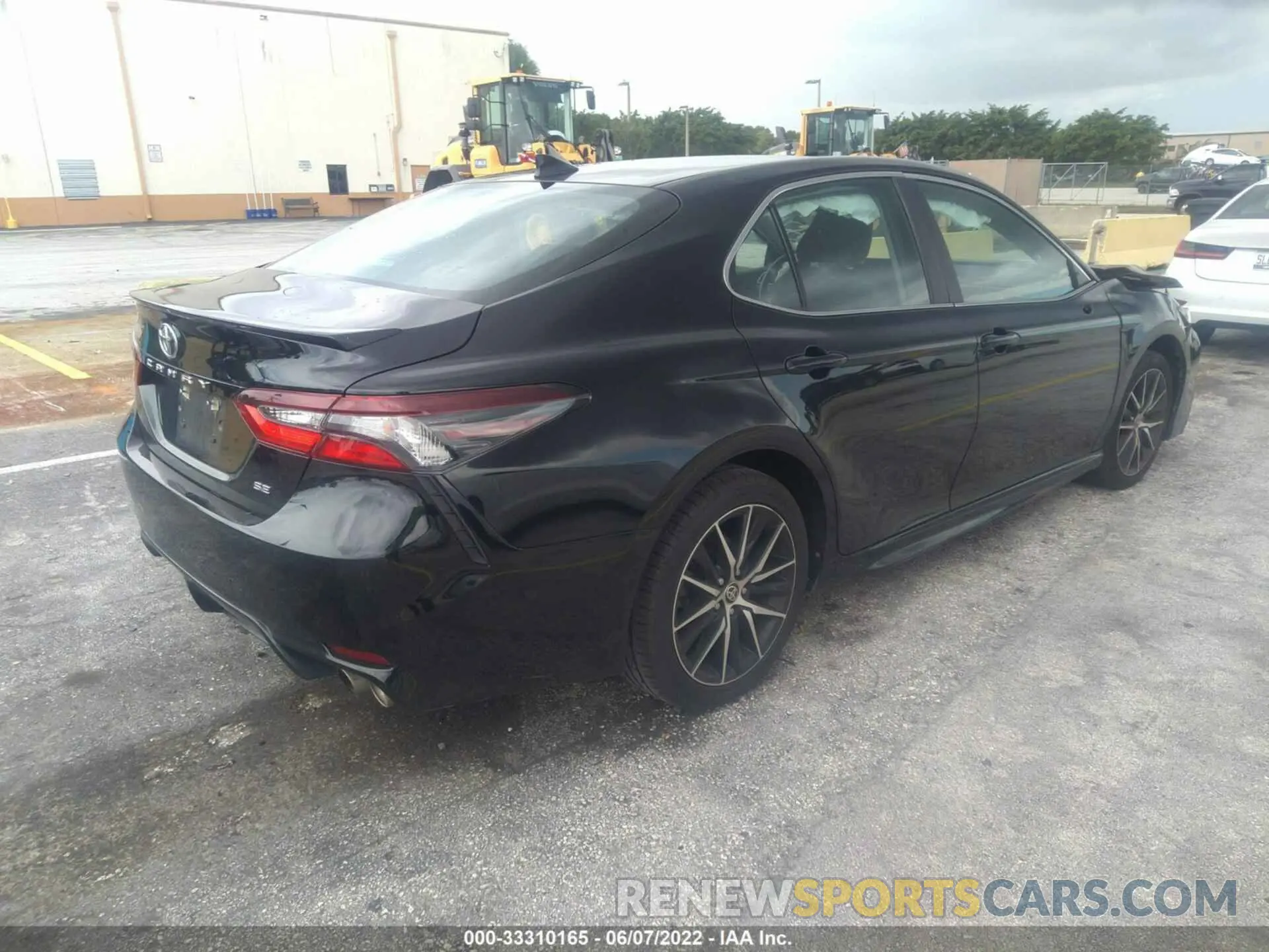 4 fotografías del automóvil dañado 4T1G11AK7MU539680 TOYOTA CAMRY 2021