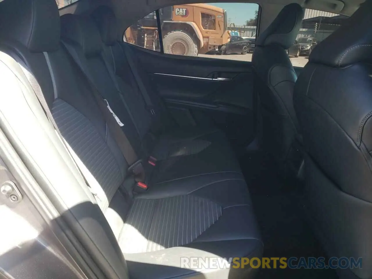 6 fotografías del automóvil dañado 4T1G11AK7MU580956 TOYOTA CAMRY 2021