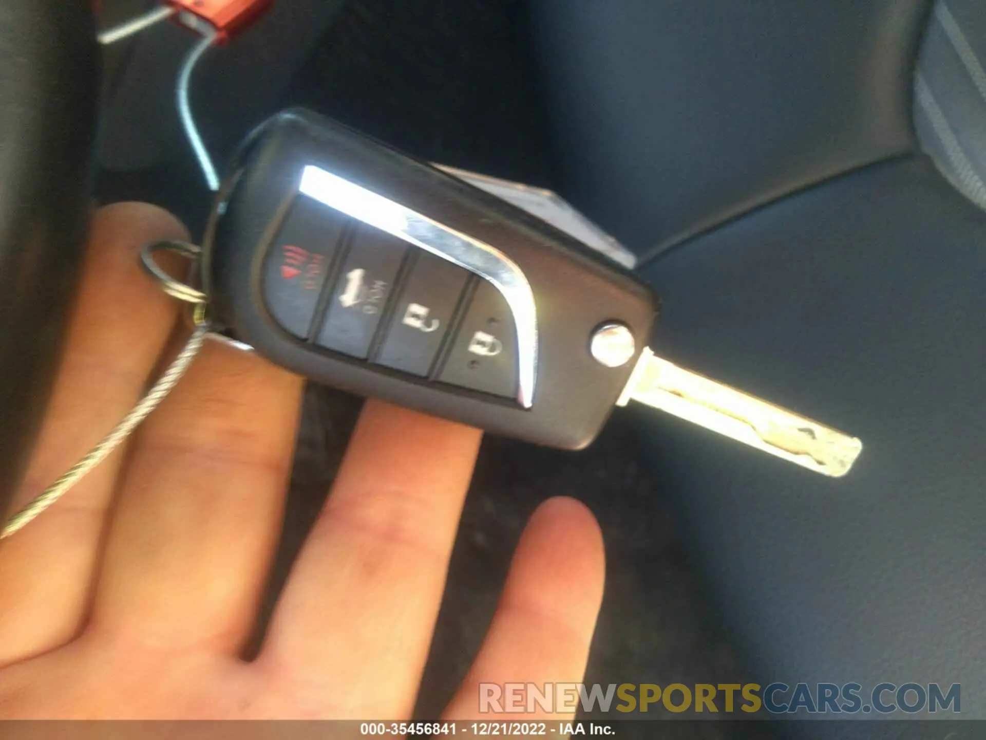 11 fotografías del automóvil dañado 4T1G11AK7MU585526 TOYOTA CAMRY 2021
