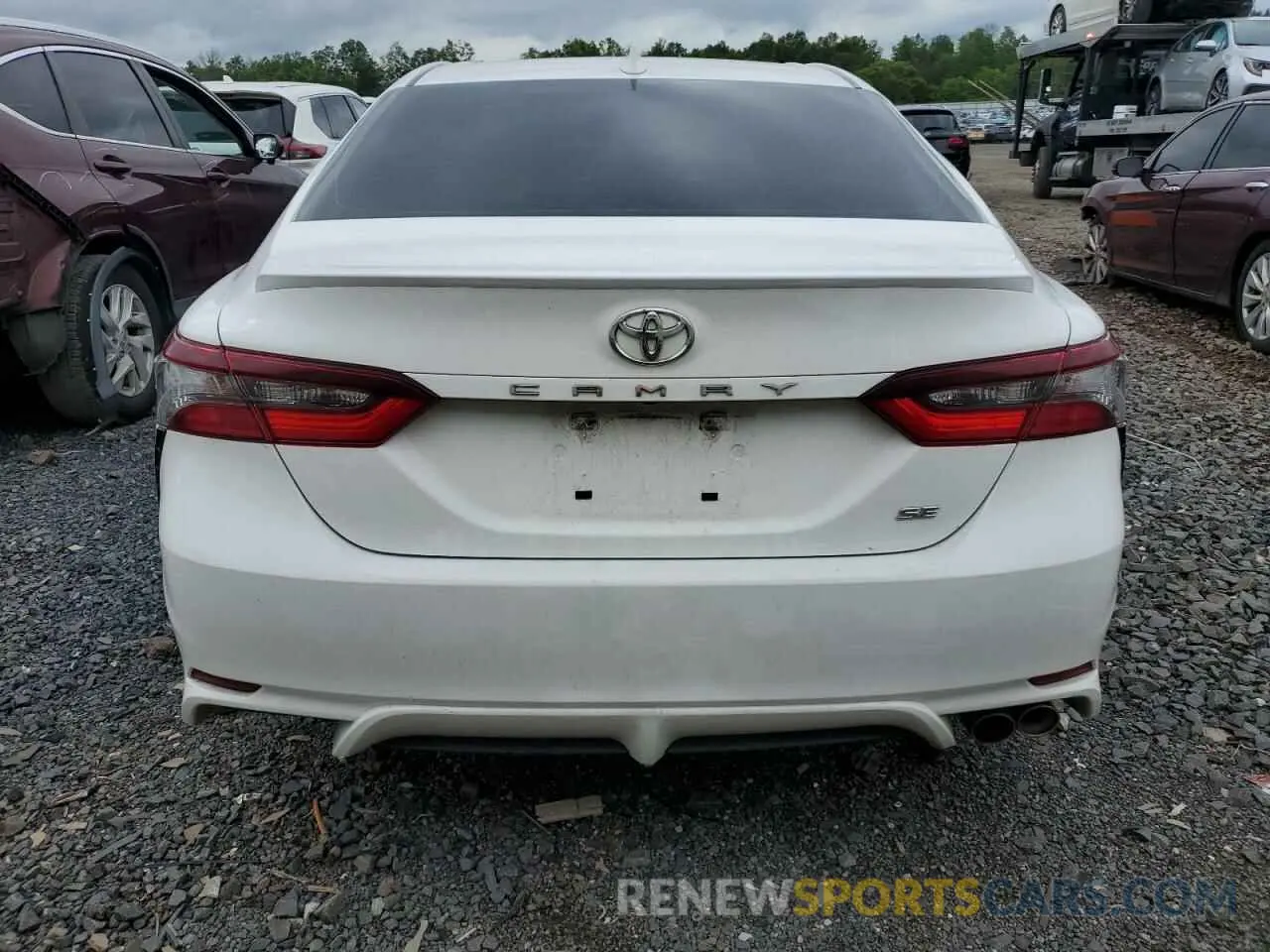 6 fotografías del automóvil dañado 4T1G11AK7MU593951 TOYOTA CAMRY 2021