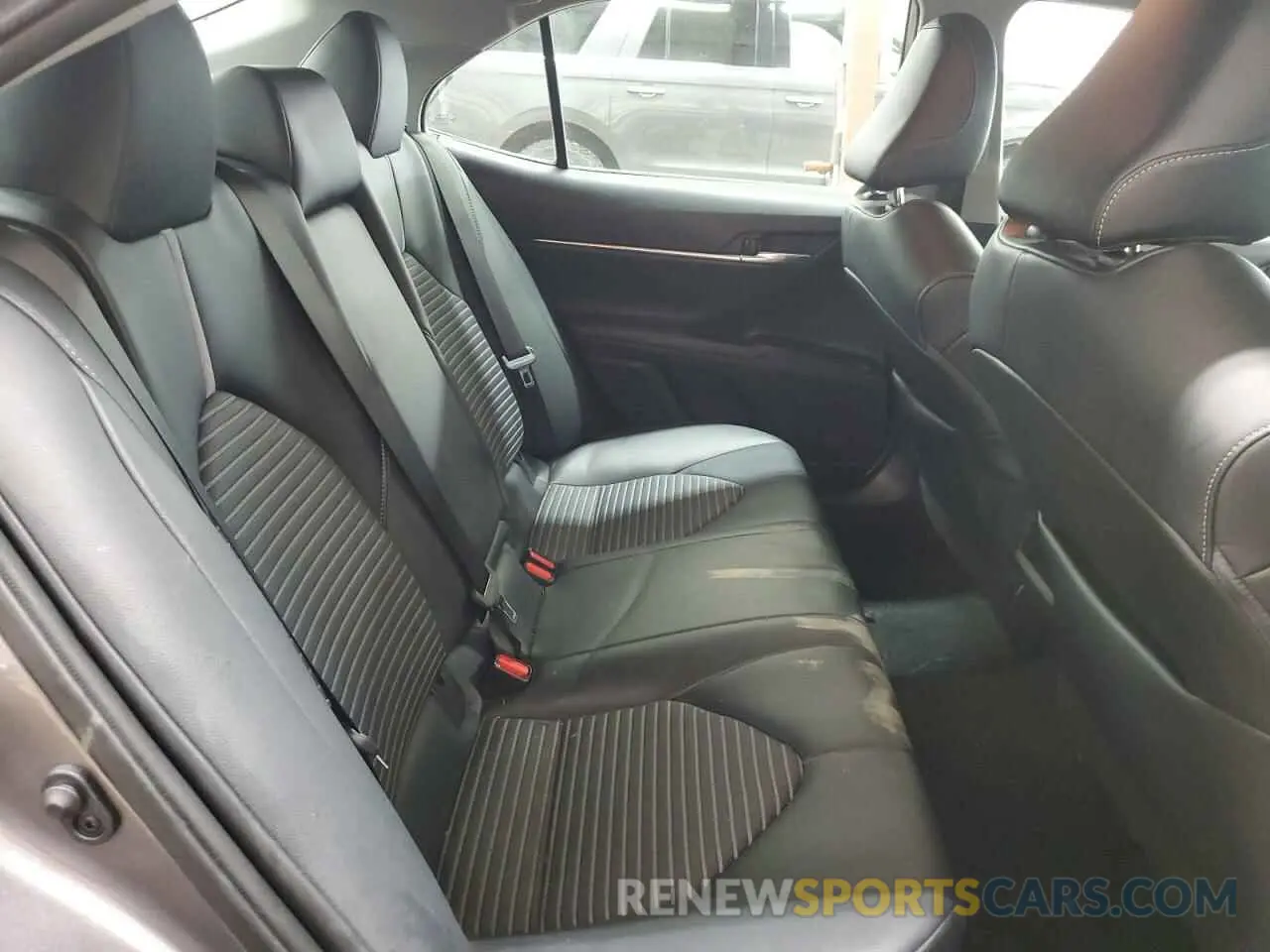 10 fotografías del automóvil dañado 4T1G11AK7MU598387 TOYOTA CAMRY 2021