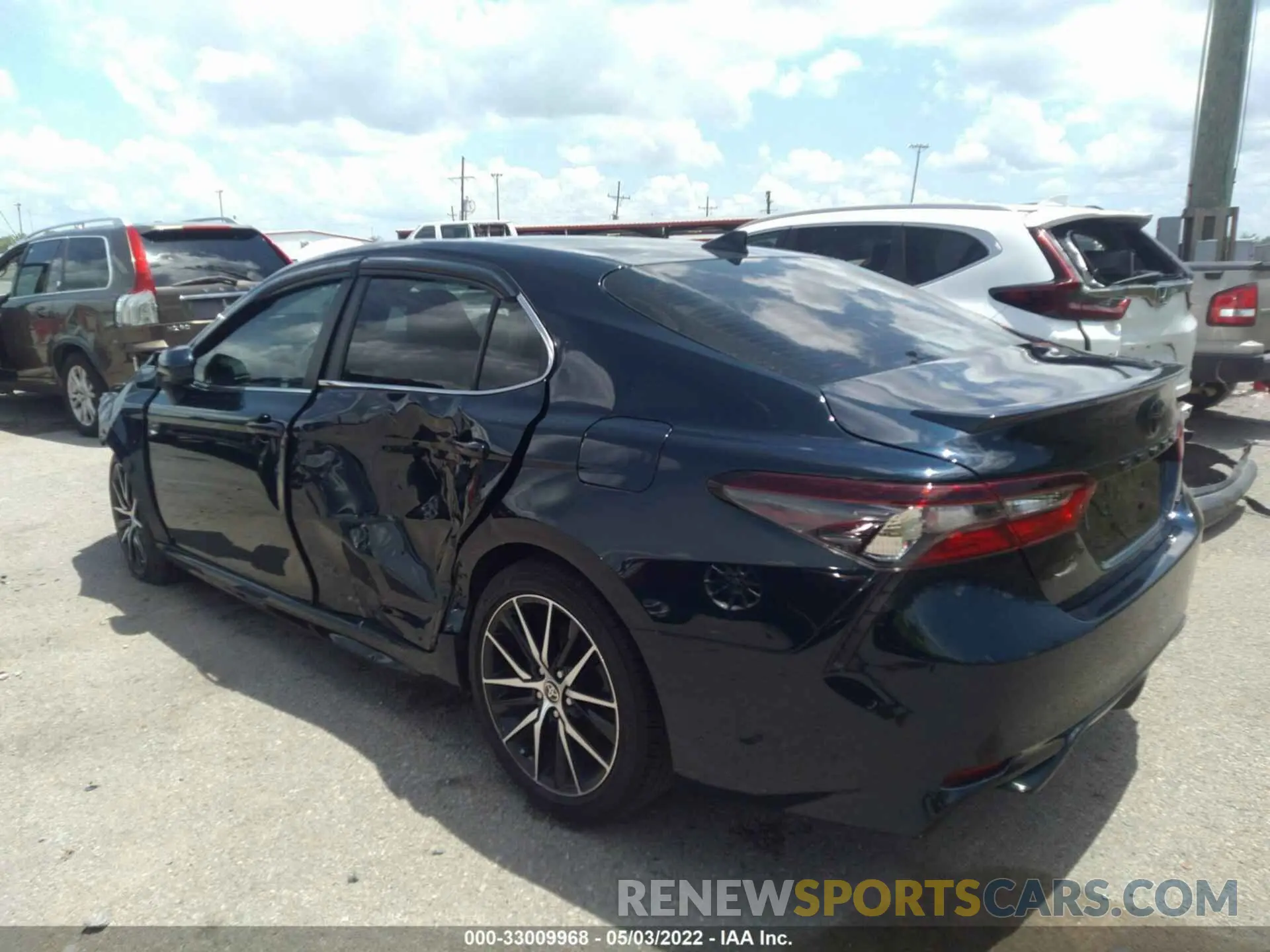 3 fotografías del automóvil dañado 4T1G11AK7MU603328 TOYOTA CAMRY 2021