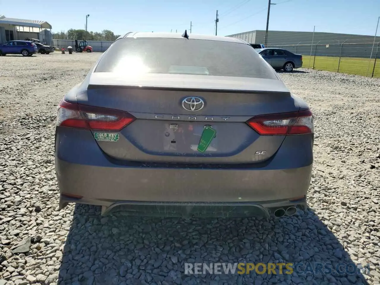6 fotografías del automóvil dañado 4T1G11AK7MU608139 TOYOTA CAMRY 2021