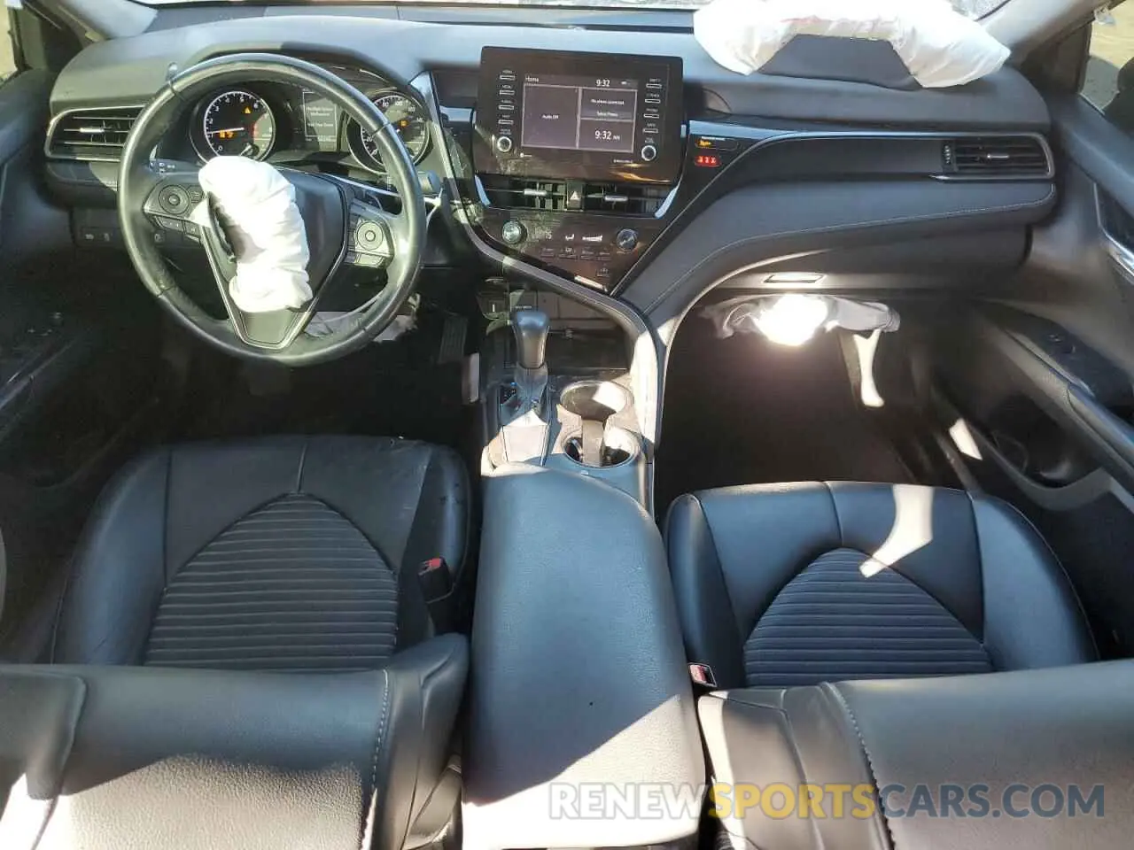 8 fotografías del automóvil dañado 4T1G11AK8MU408015 TOYOTA CAMRY 2021