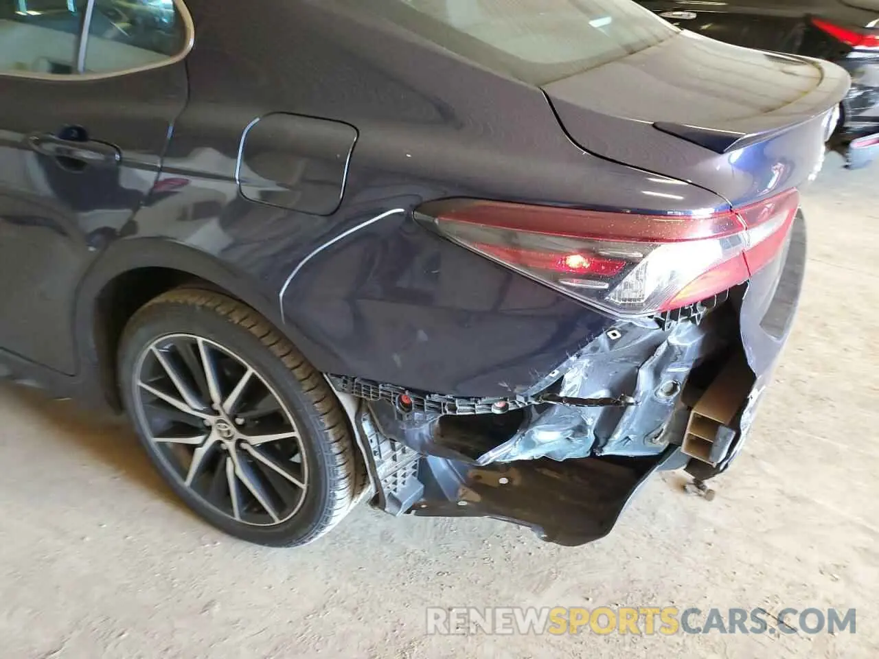 9 fotografías del automóvil dañado 4T1G11AK8MU415417 TOYOTA CAMRY 2021