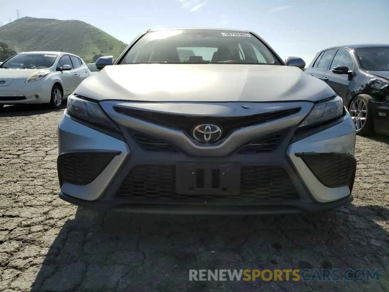 5 fotografías del automóvil dañado 4T1G11AK8MU425865 TOYOTA CAMRY 2021