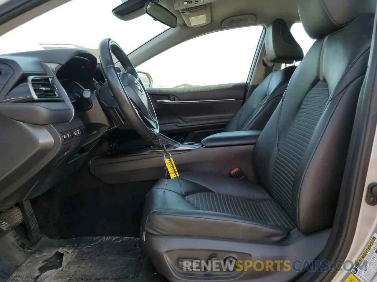 7 fotografías del automóvil dañado 4T1G11AK8MU425865 TOYOTA CAMRY 2021