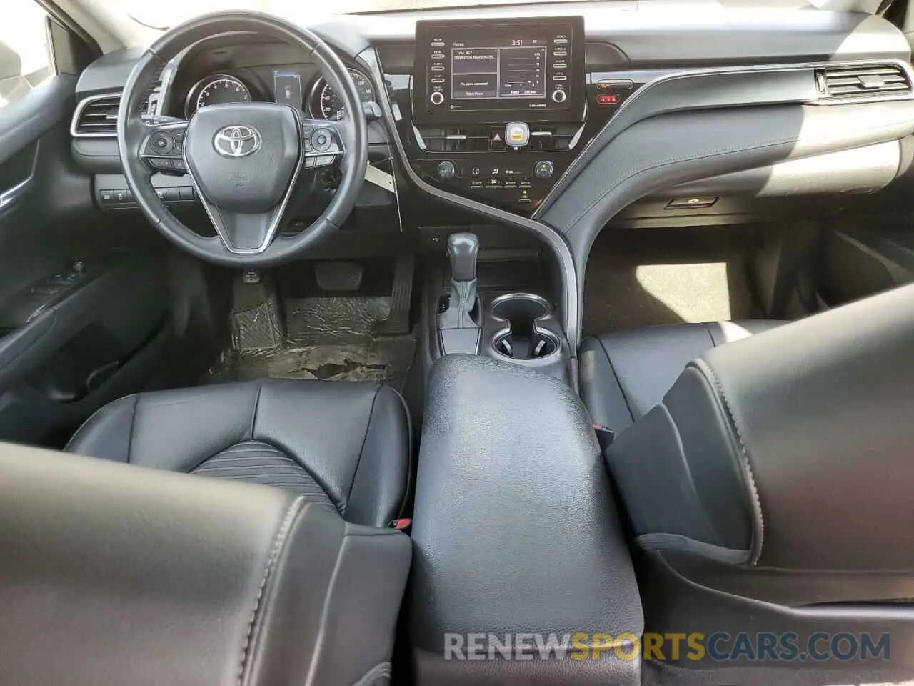 8 fotografías del automóvil dañado 4T1G11AK8MU425865 TOYOTA CAMRY 2021