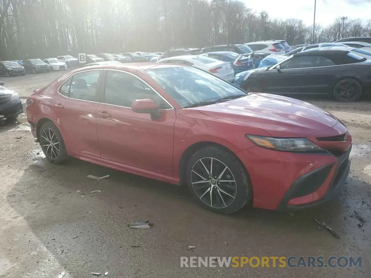 4 fotografías del automóvil dañado 4T1G11AK8MU427051 TOYOTA CAMRY 2021