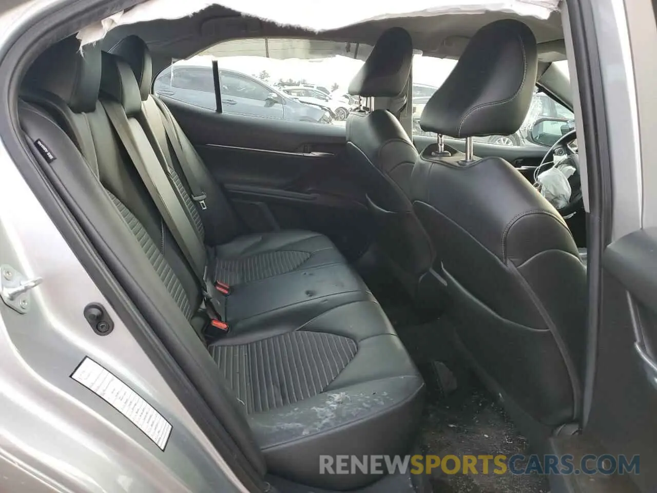 10 fotografías del automóvil dañado 4T1G11AK8MU469879 TOYOTA CAMRY 2021