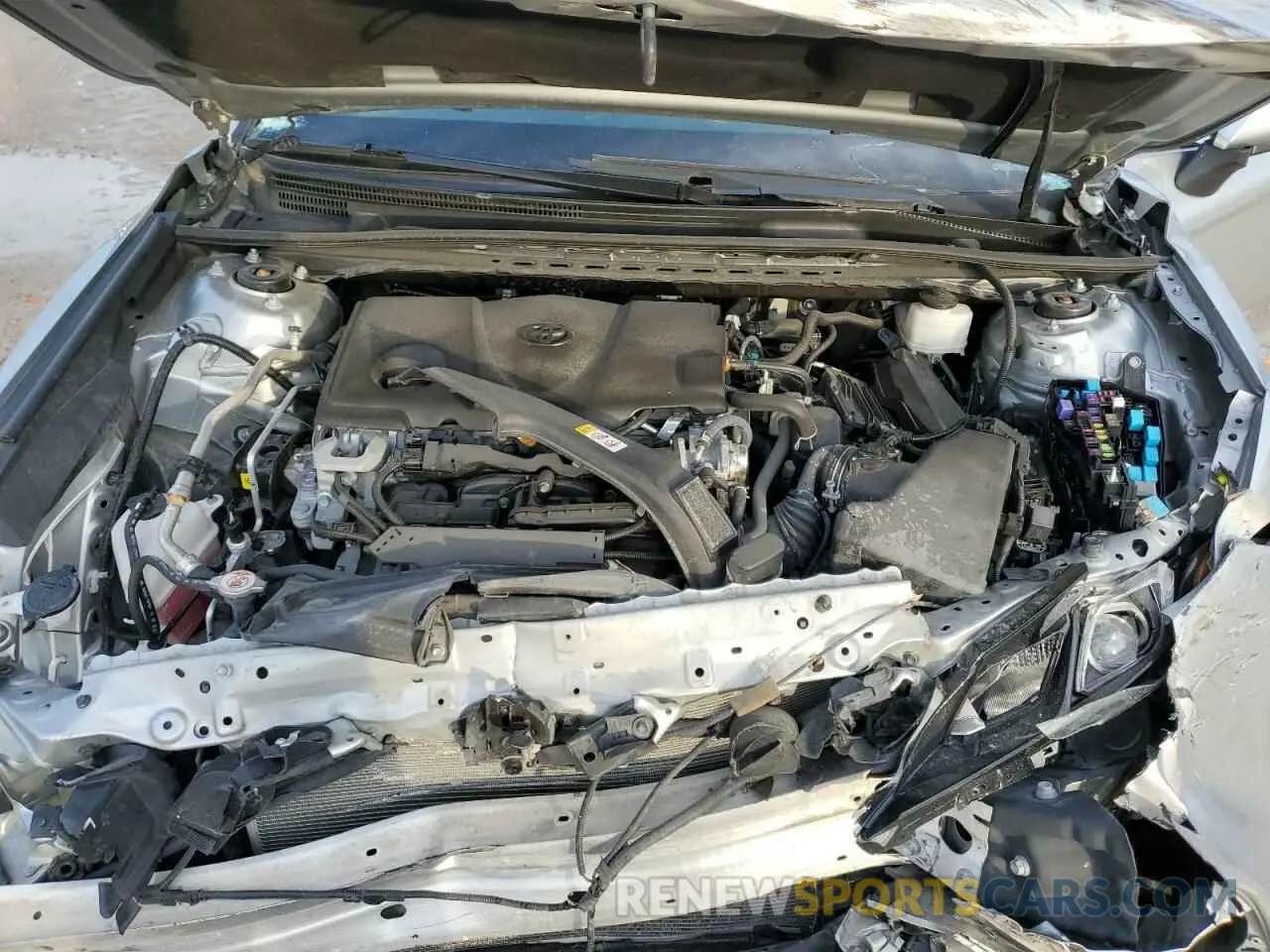 11 fotografías del automóvil dañado 4T1G11AK8MU469879 TOYOTA CAMRY 2021