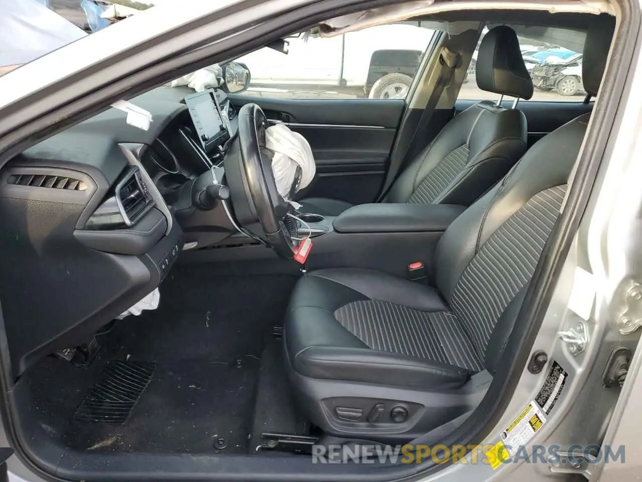 7 fotografías del automóvil dañado 4T1G11AK8MU469879 TOYOTA CAMRY 2021