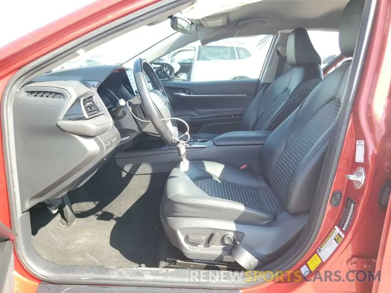 7 fotografías del automóvil dañado 4T1G11AK8MU470658 TOYOTA CAMRY 2021