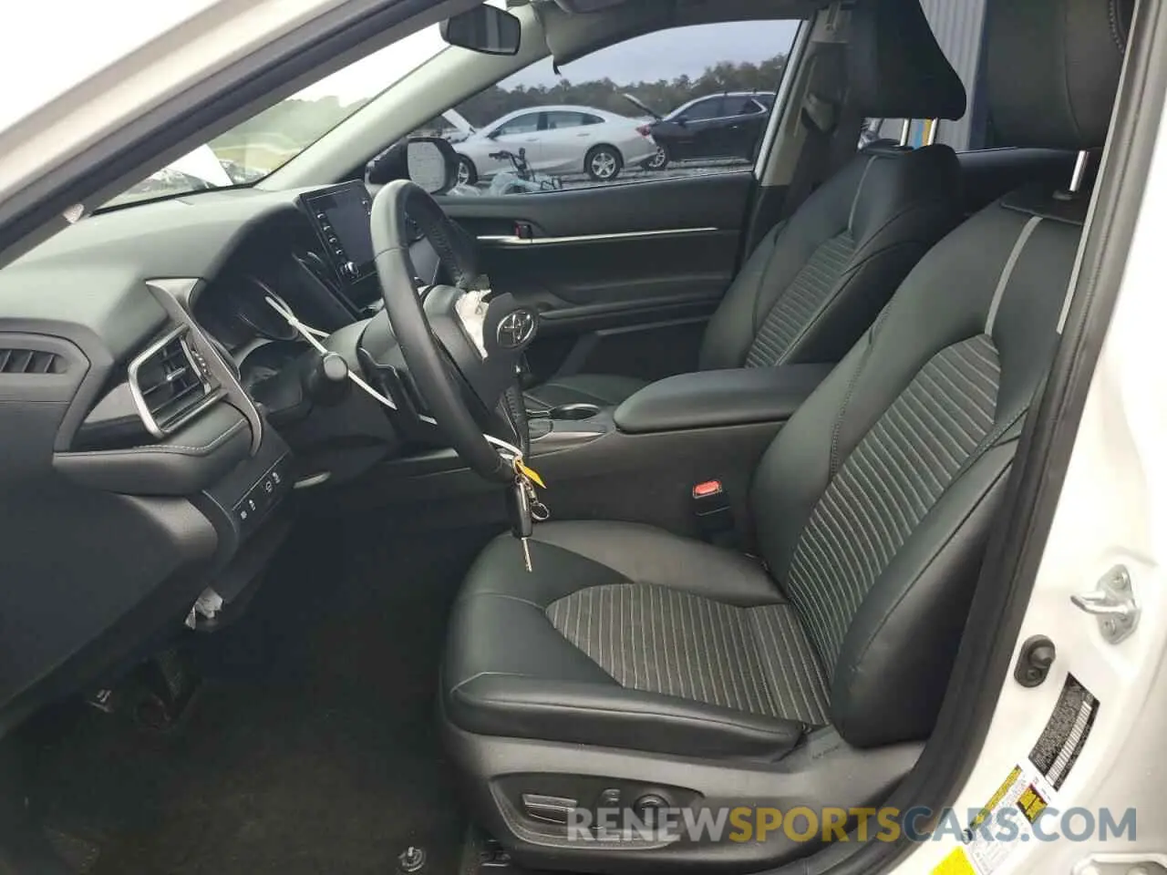 7 fotografías del automóvil dañado 4T1G11AK8MU476198 TOYOTA CAMRY 2021