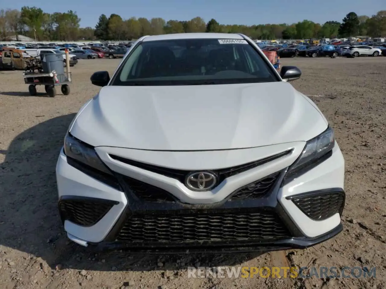5 fotografías del automóvil dañado 4T1G11AK8MU484124 TOYOTA CAMRY 2021