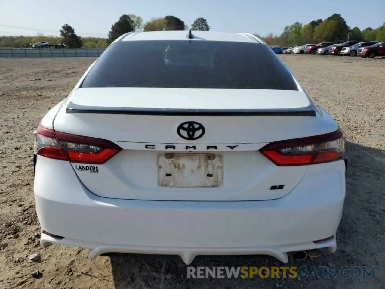 6 fotografías del automóvil dañado 4T1G11AK8MU484124 TOYOTA CAMRY 2021