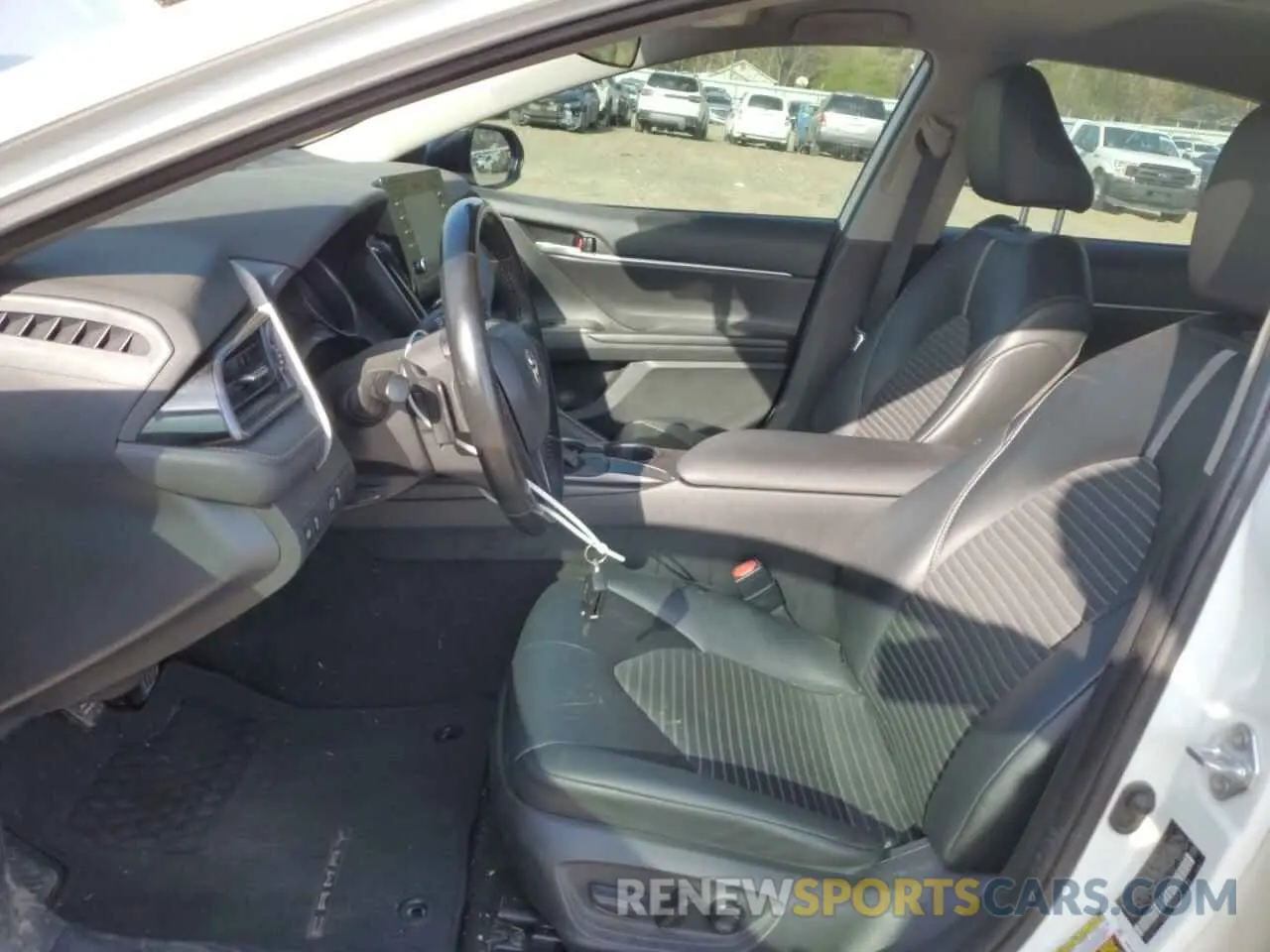 7 fotografías del automóvil dañado 4T1G11AK8MU484124 TOYOTA CAMRY 2021