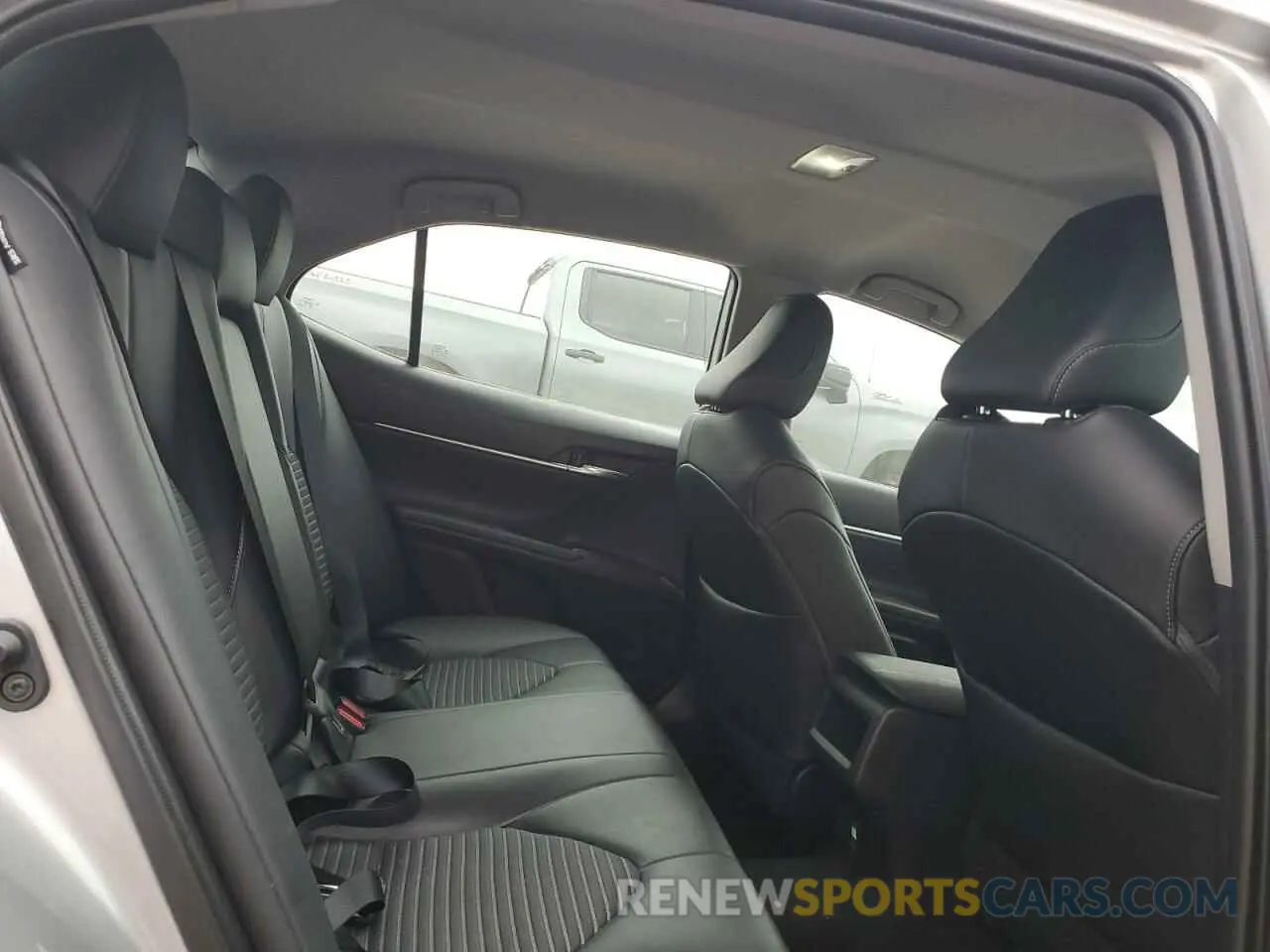 10 fotografías del automóvil dañado 4T1G11AK8MU489355 TOYOTA CAMRY 2021